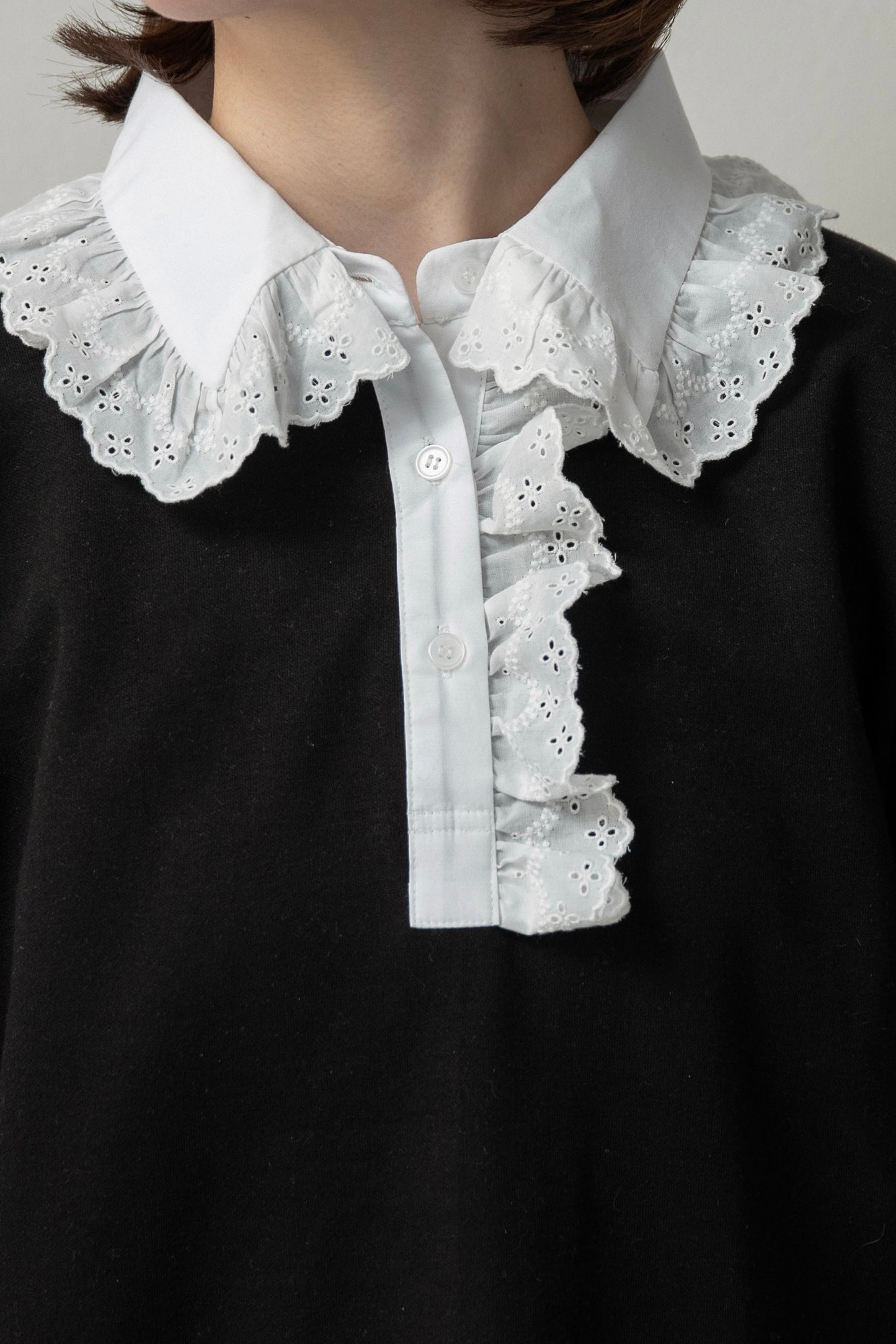 lace collar docking half button tops【eim plus+限定アイテム】