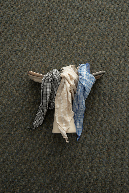 check triangle mellow scarf