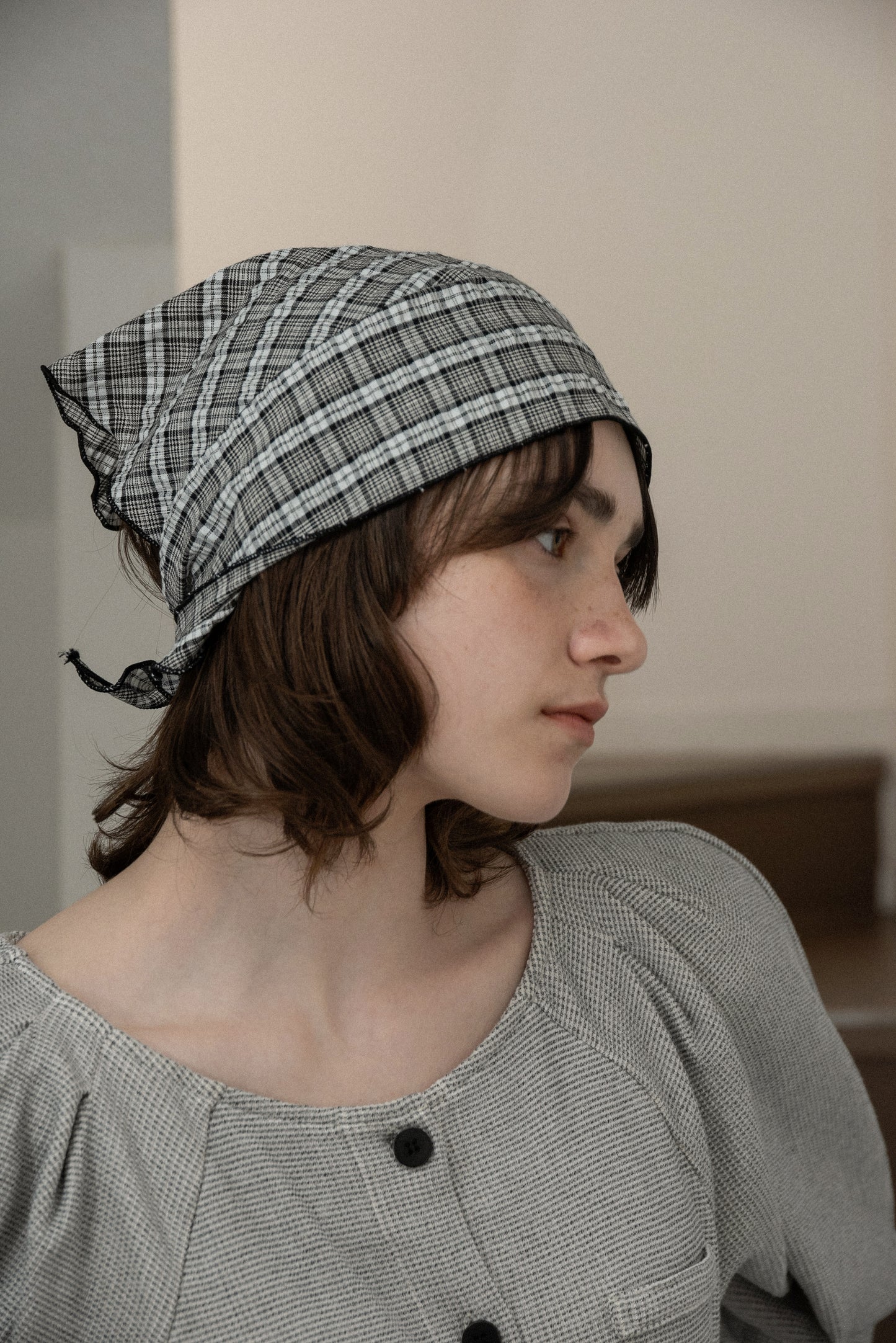 check triangle mellow scarf