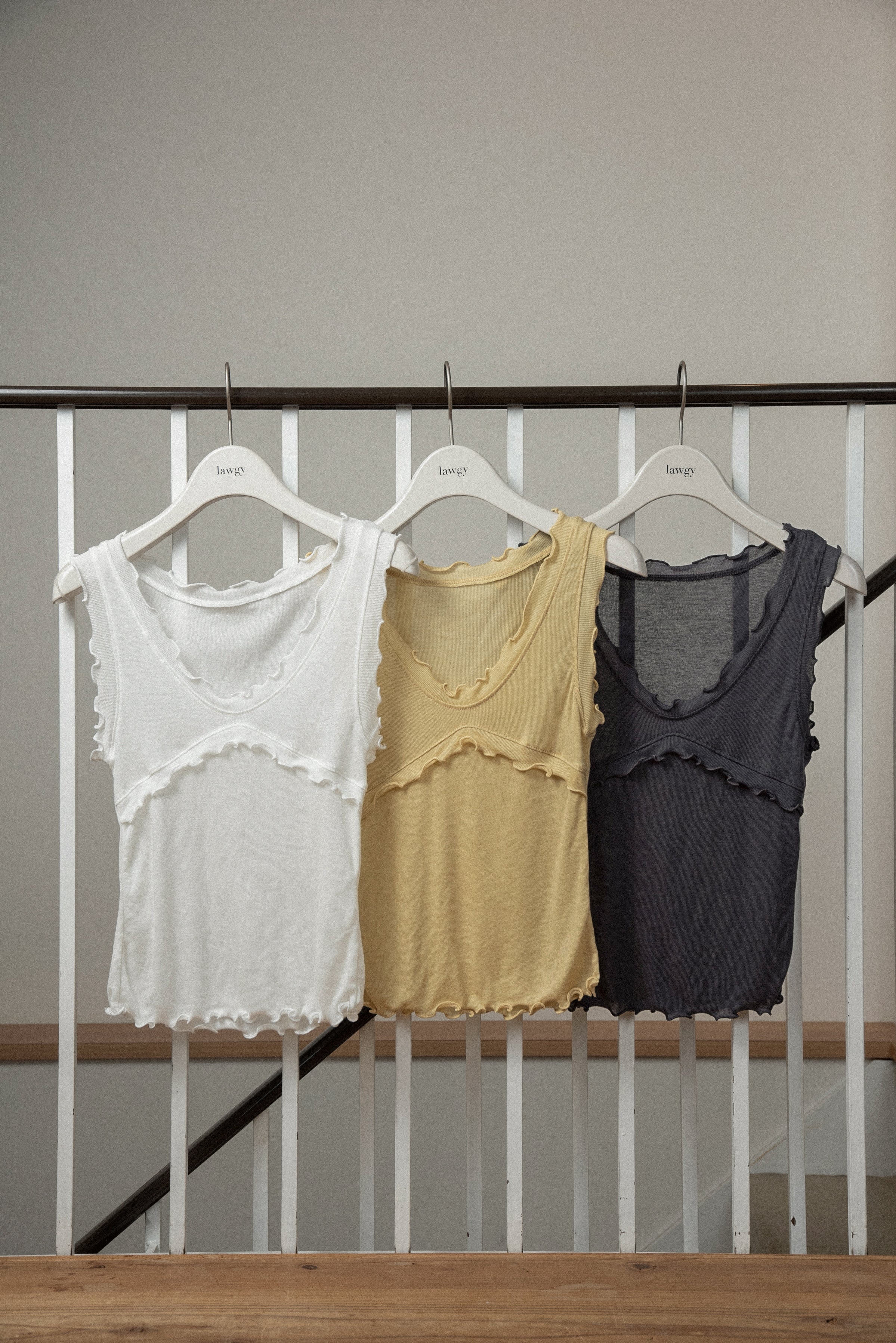 amiur ♥ ベスト Amiur（エミレ）の「boa switching vest（ベスト）」 - WEAR