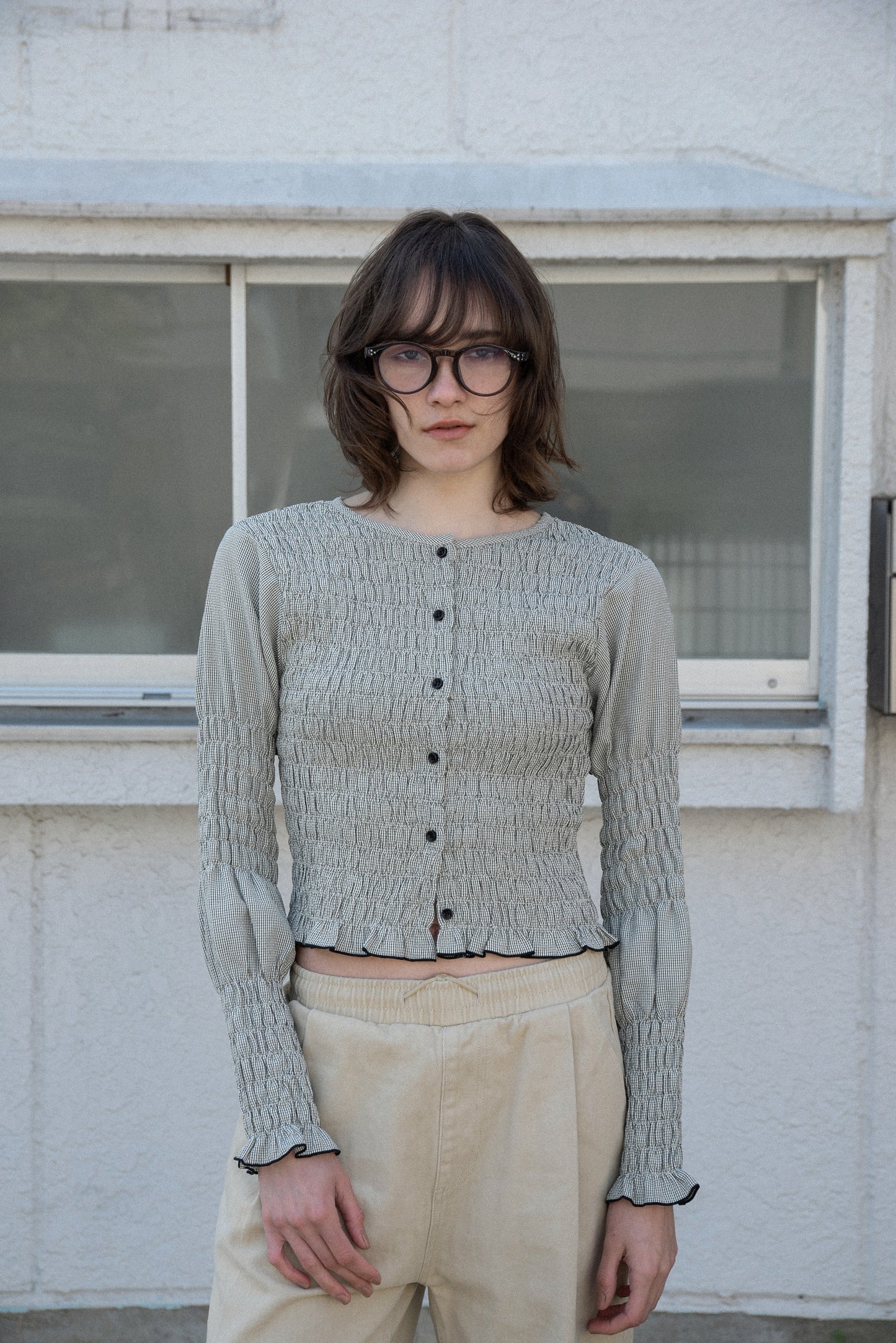 button point random shirring blouse