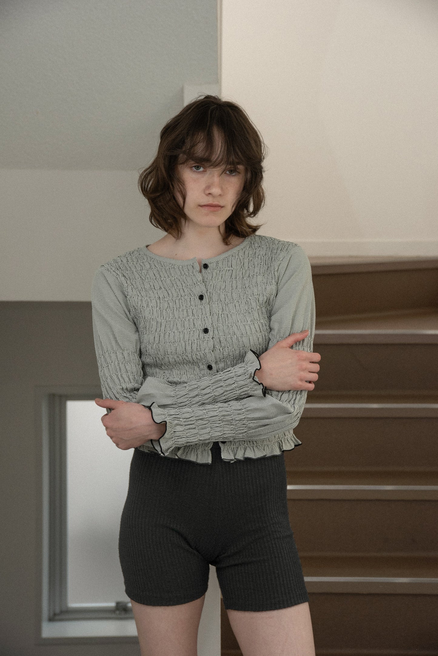 button point random shirring blouse