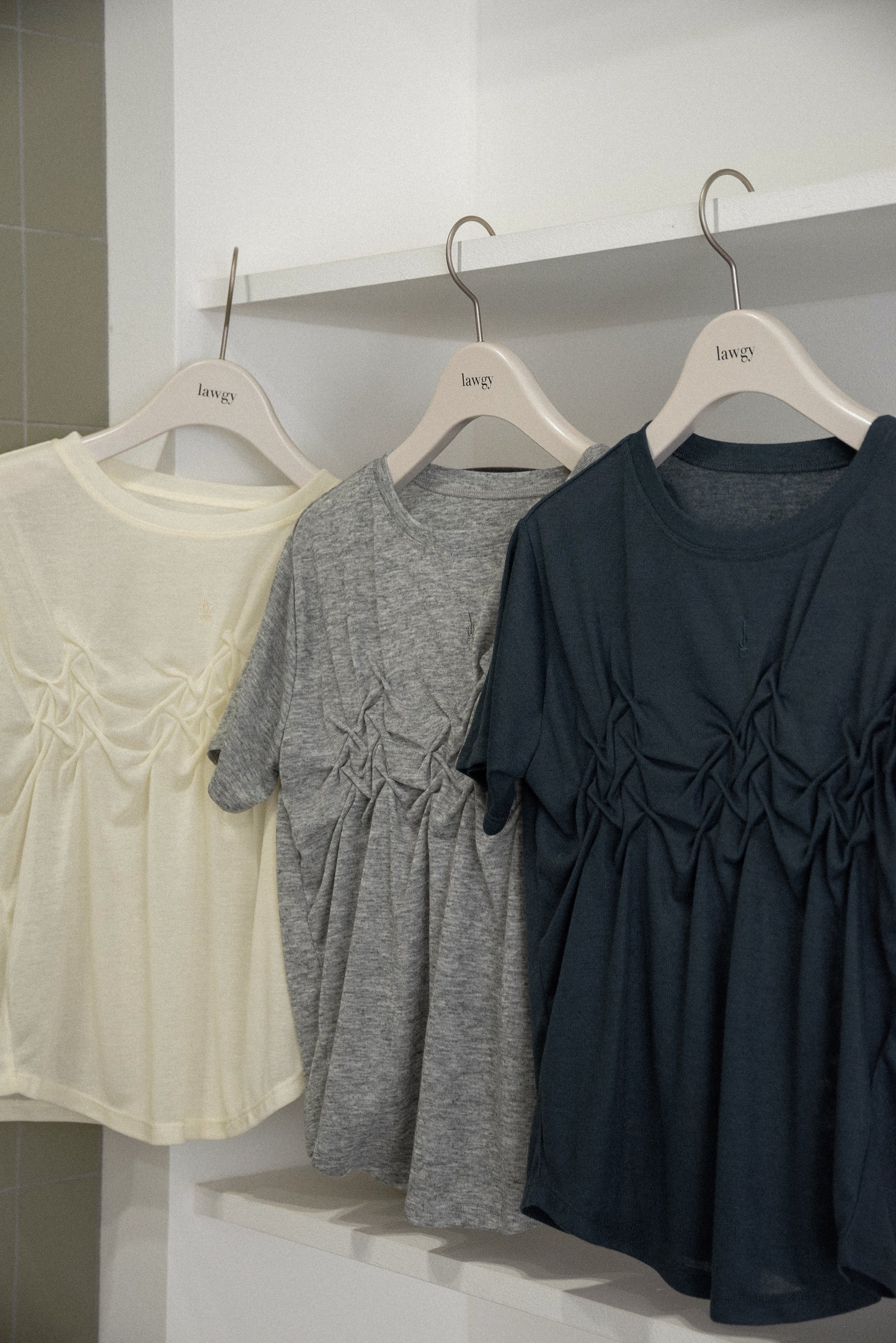 crinkle design point rafu logo t