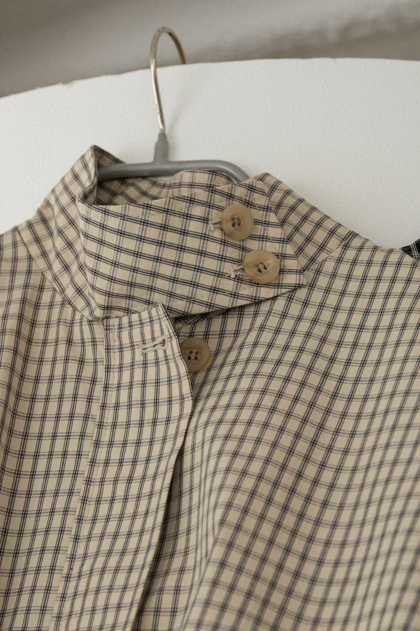 check stand collar blouson