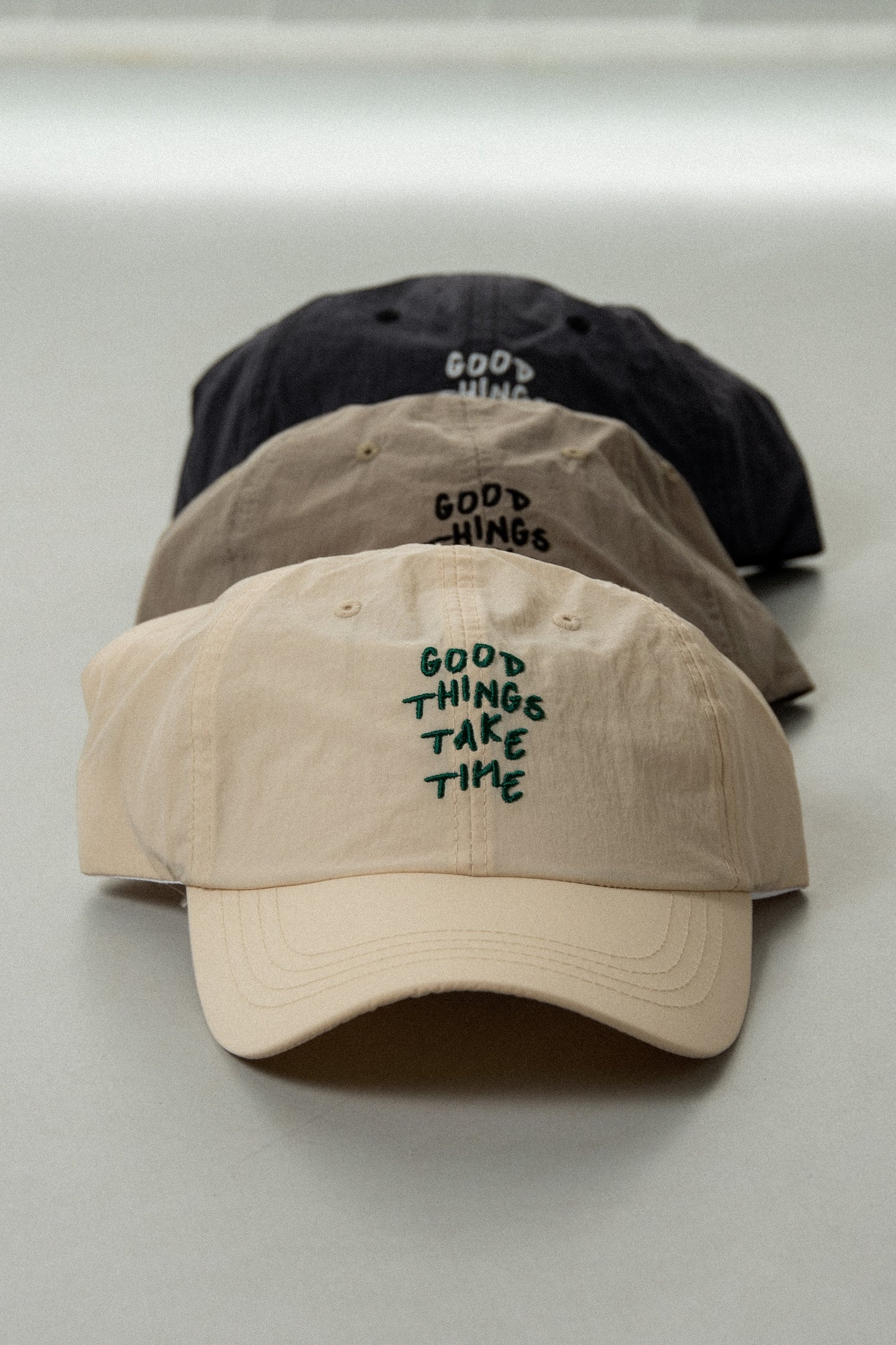 handwritten like logo embroidery cap