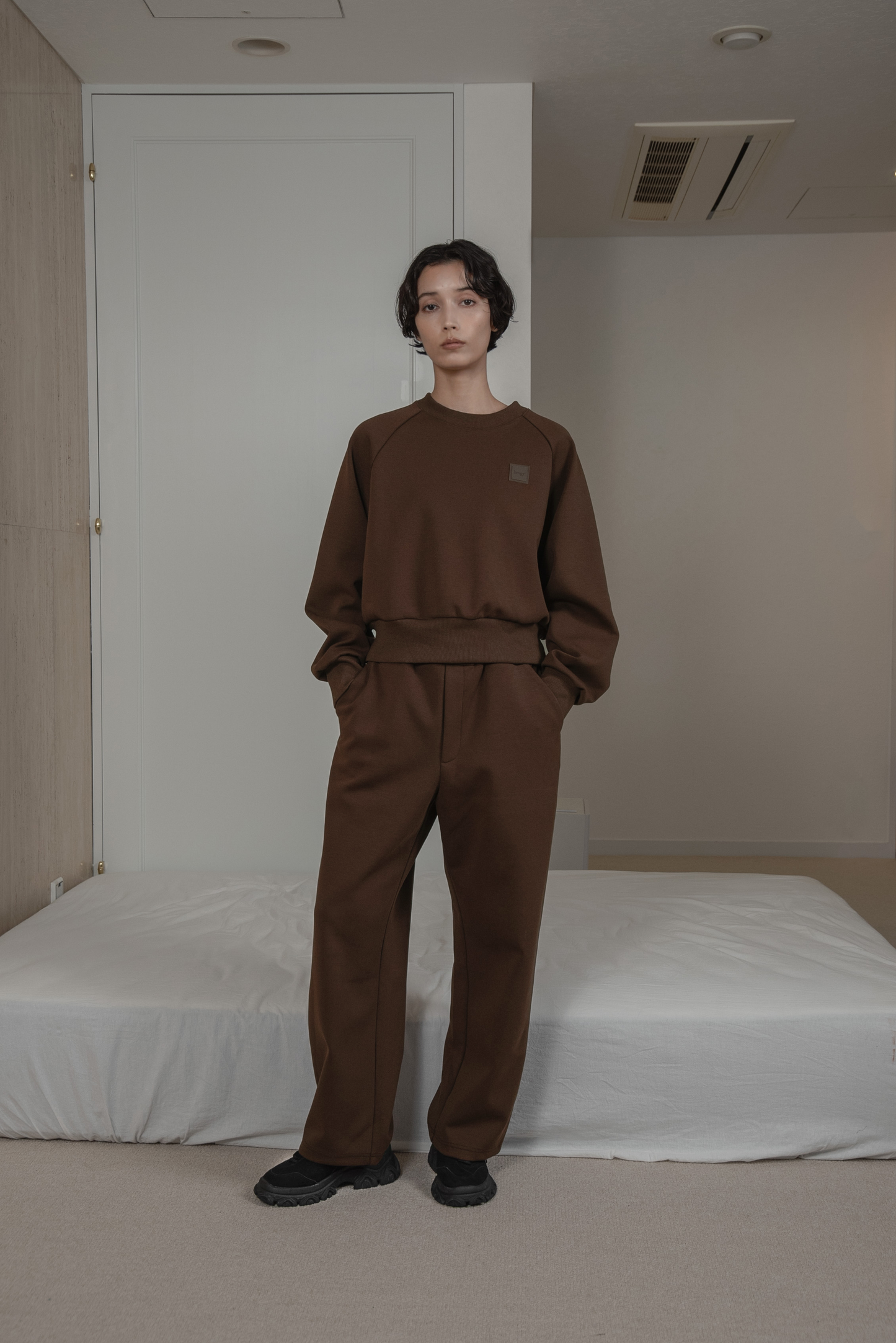 lawgy original logo embroidery sweat pants