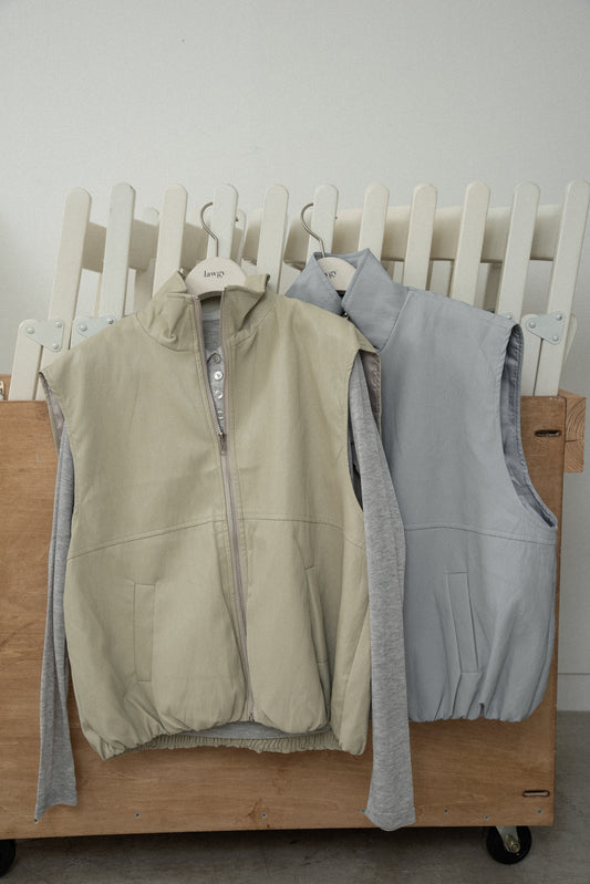 stand neck zip front panel vest