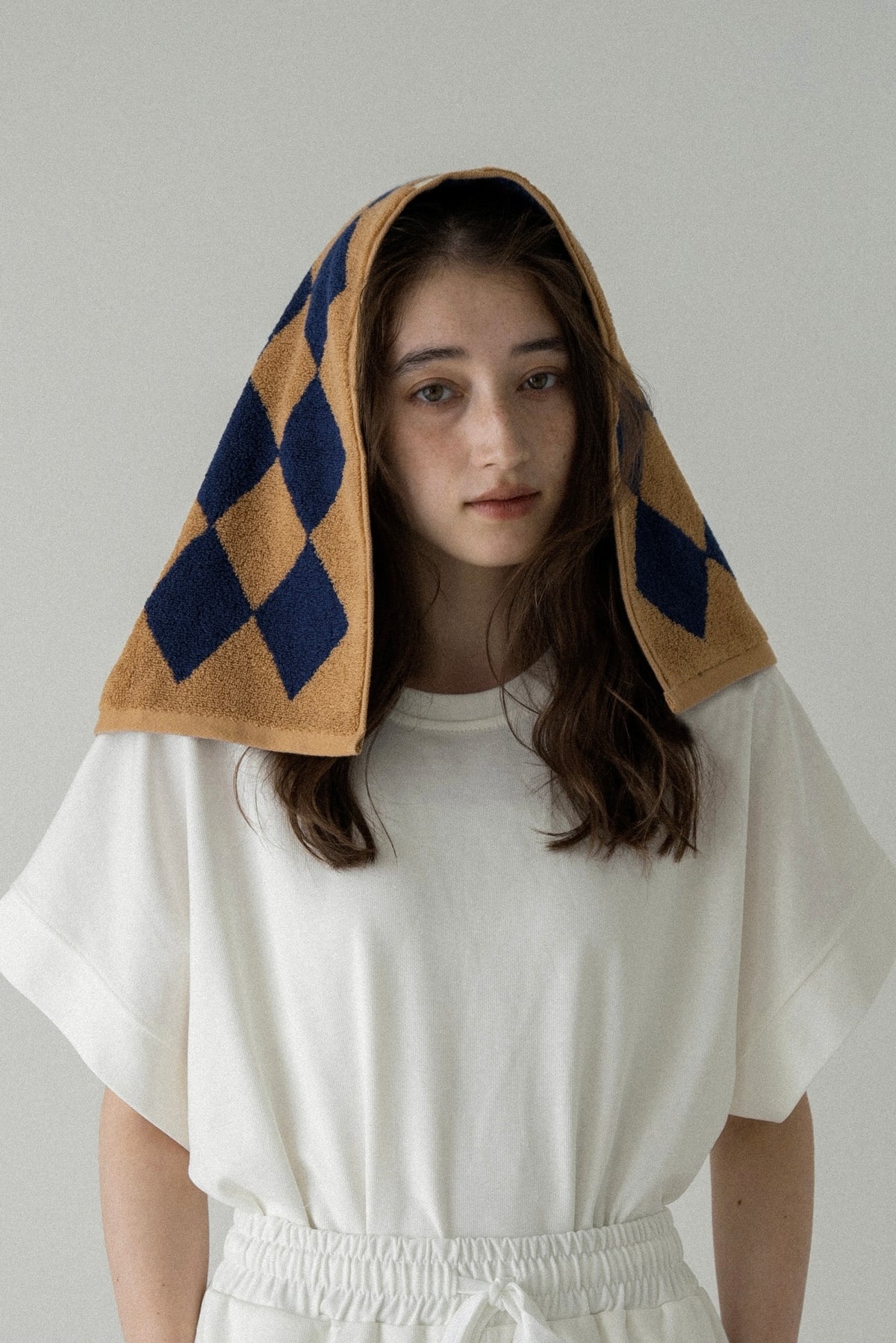 two tone argyle face towel