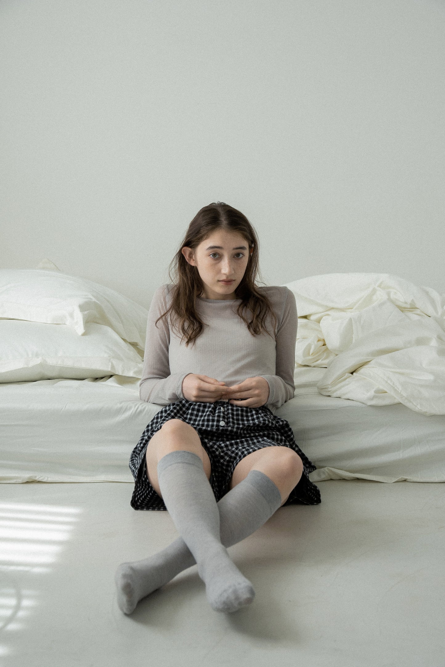 minimal check easy pants
