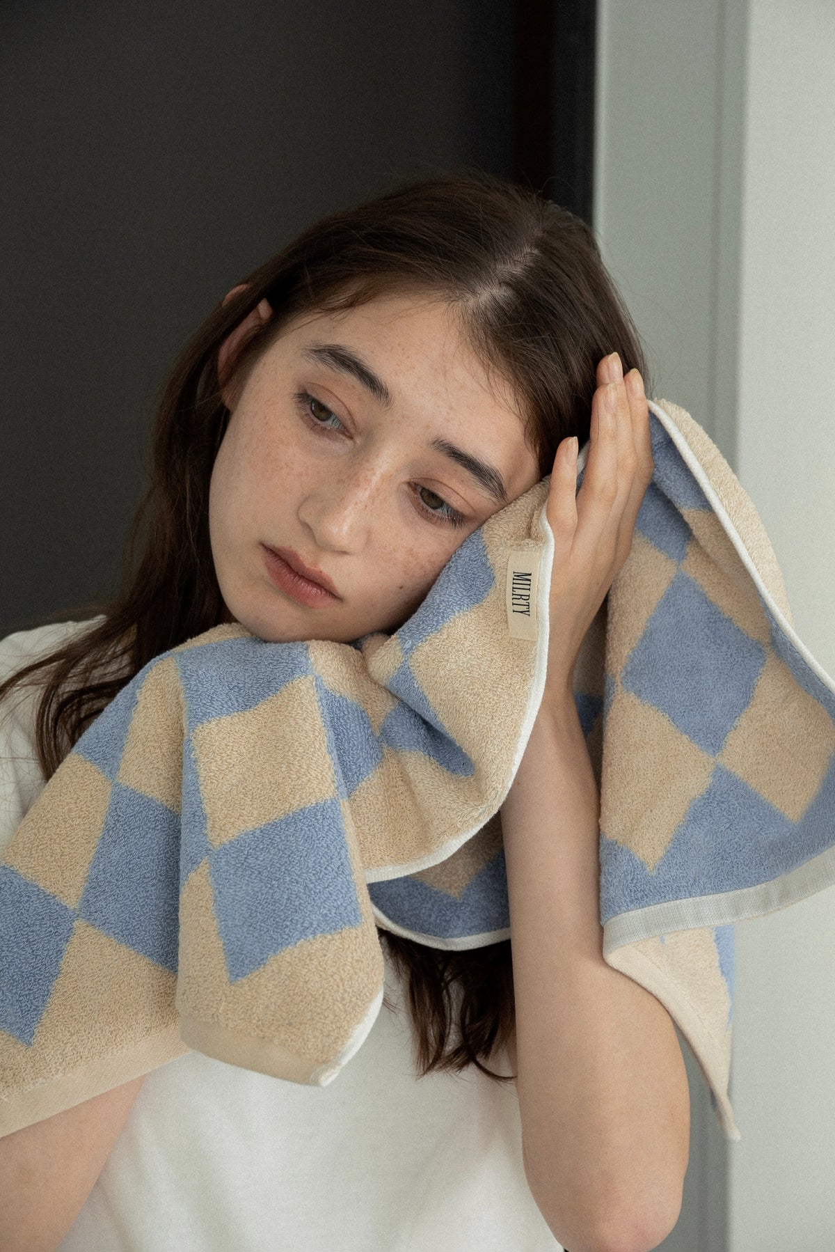 two tone argyle face towel