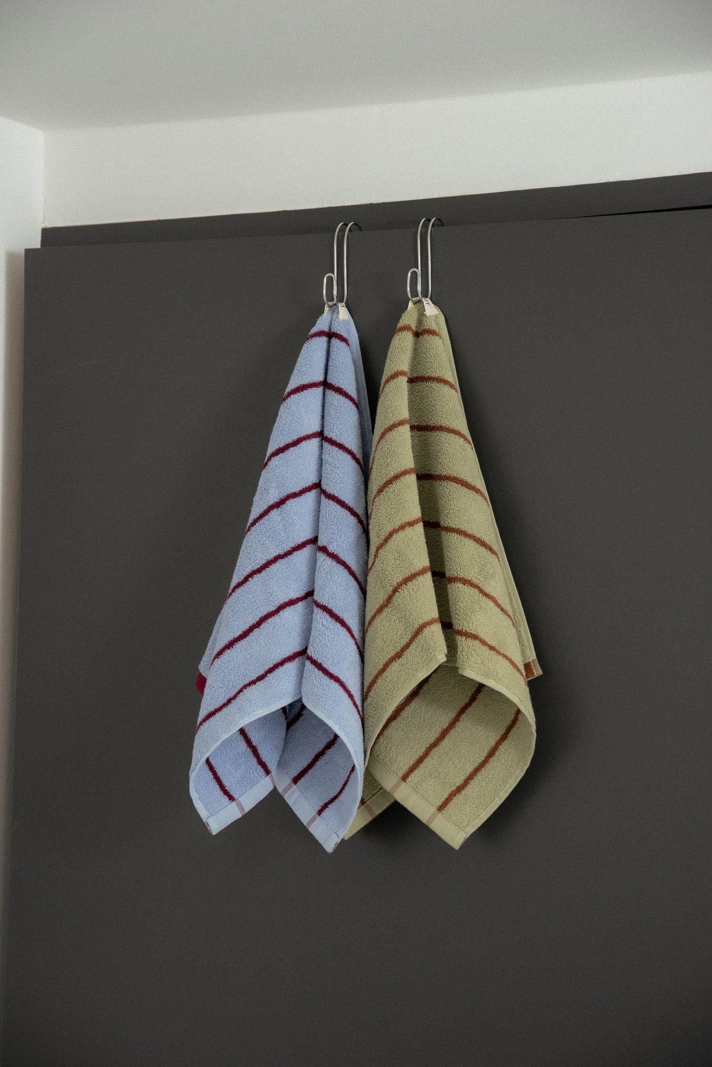 color striped face towel