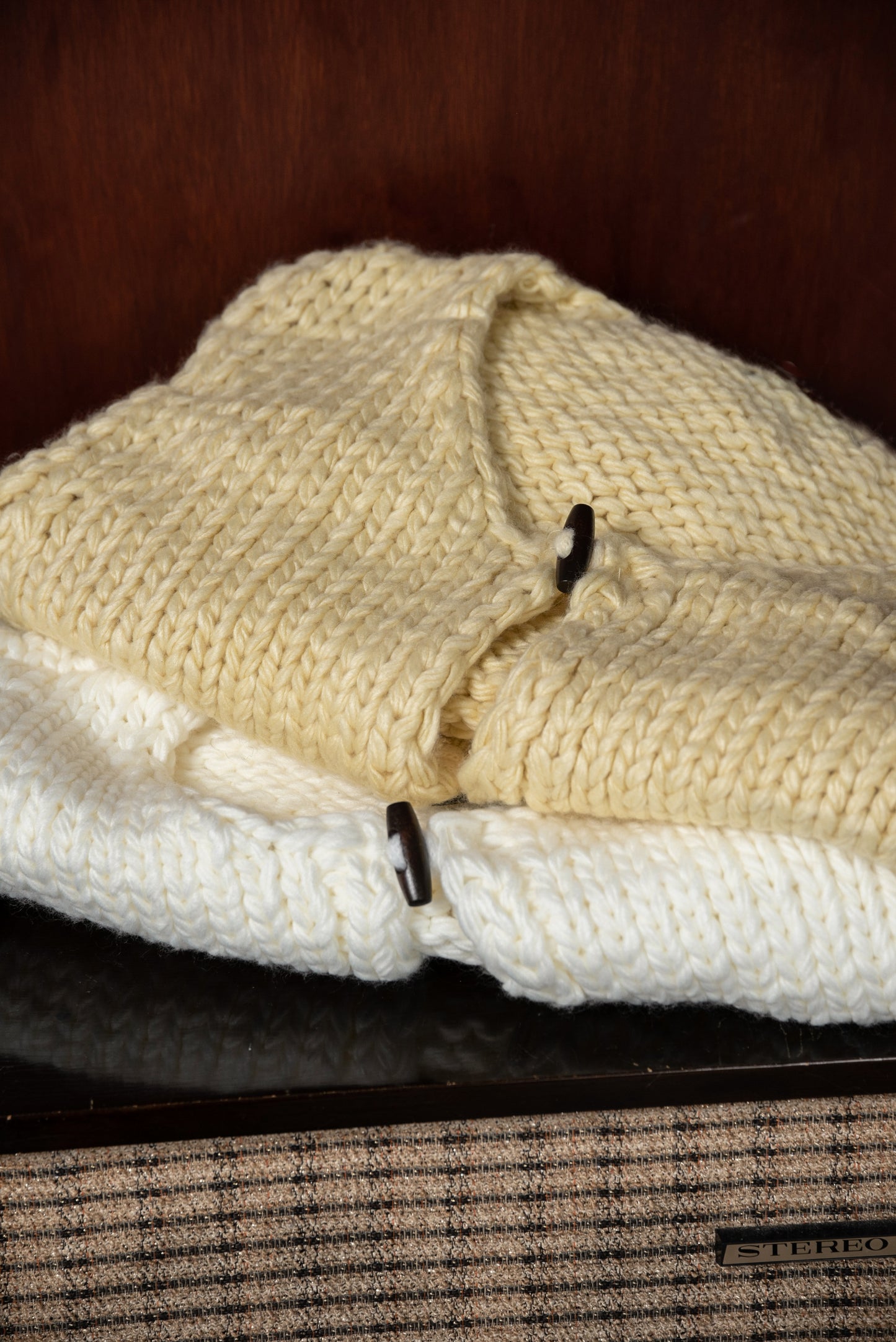 wood button chunky knit vest