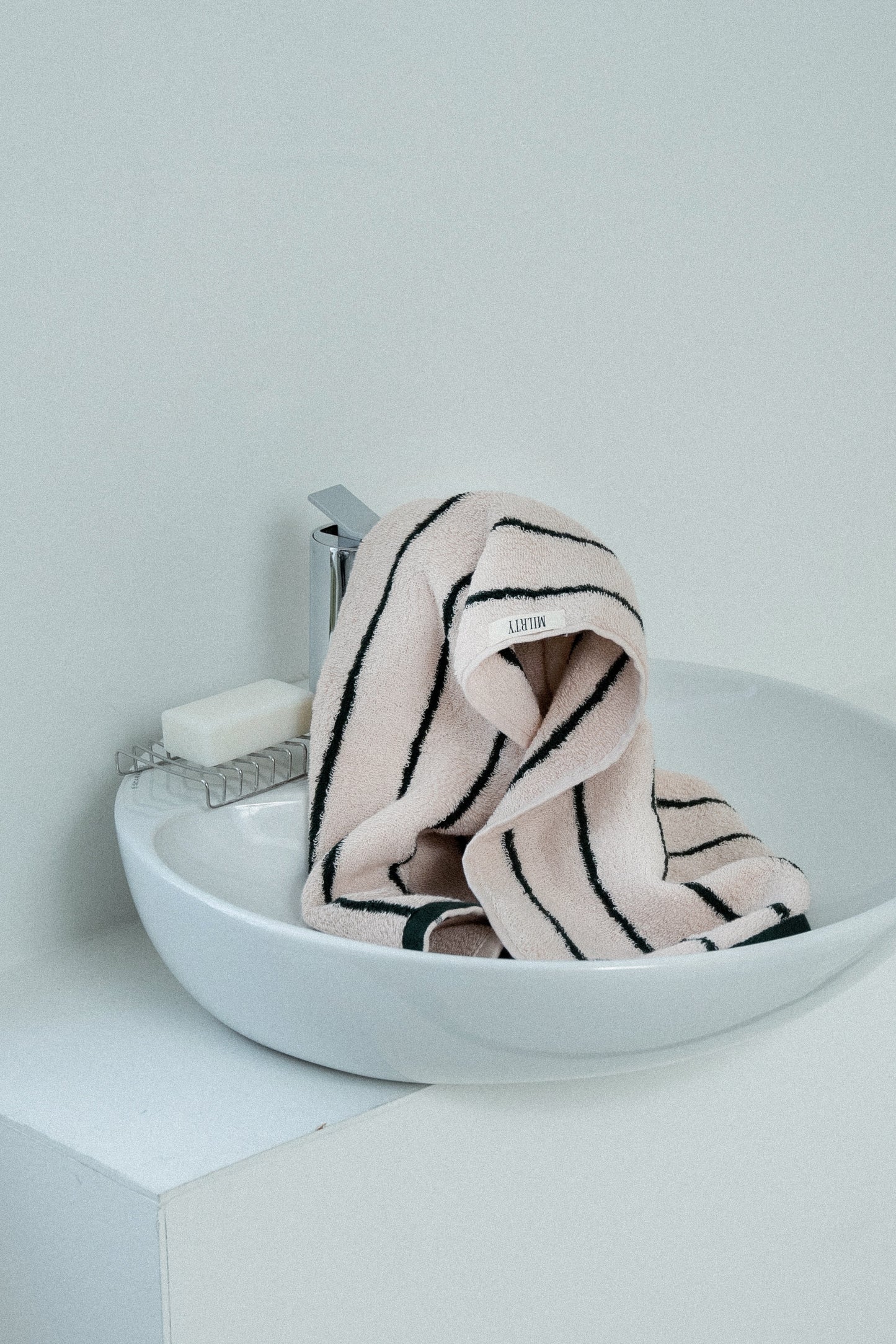 color striped face towel
