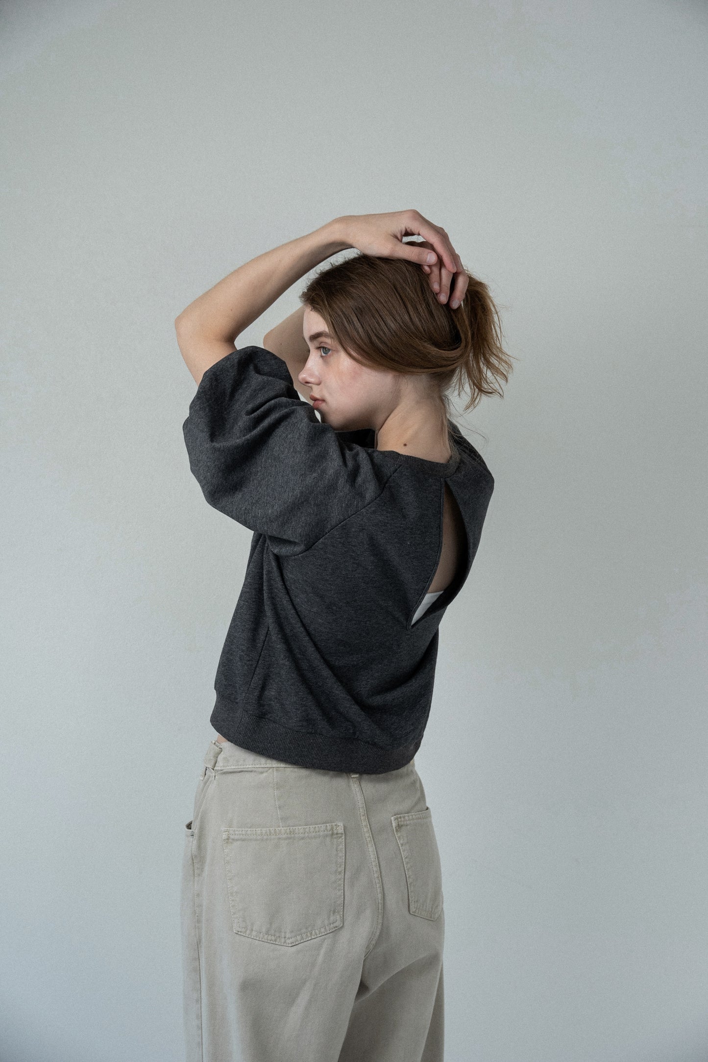 balloon raglan sleeve logo sweat