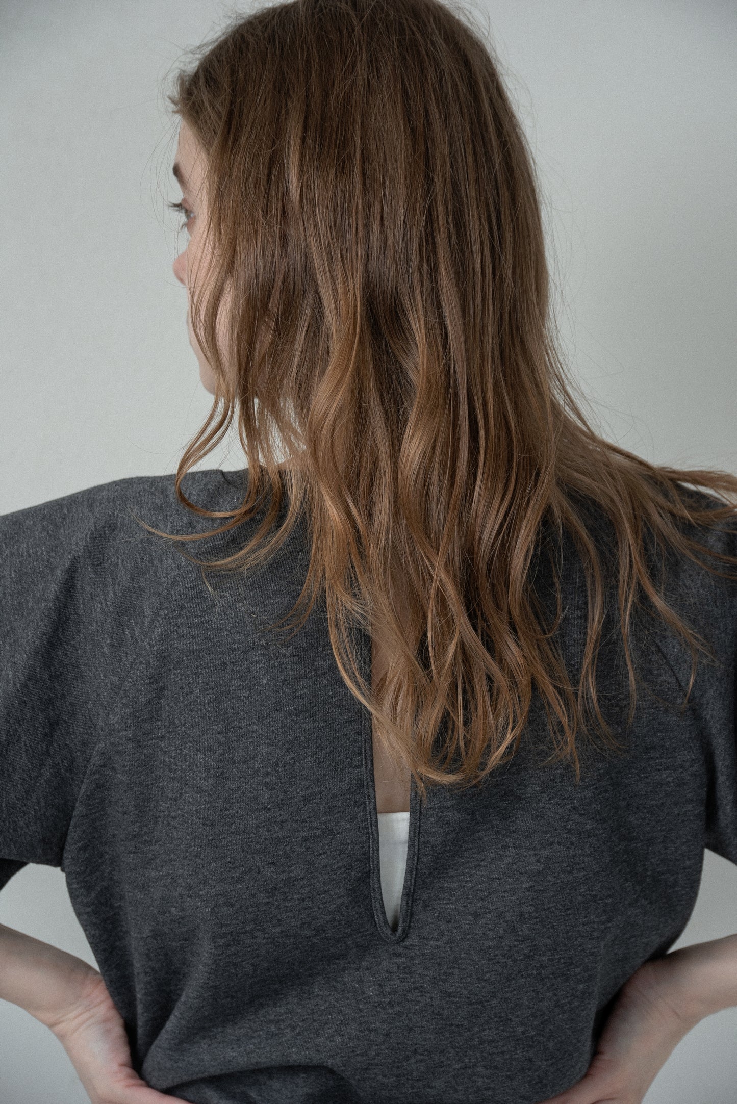 balloon raglan sleeve logo sweat