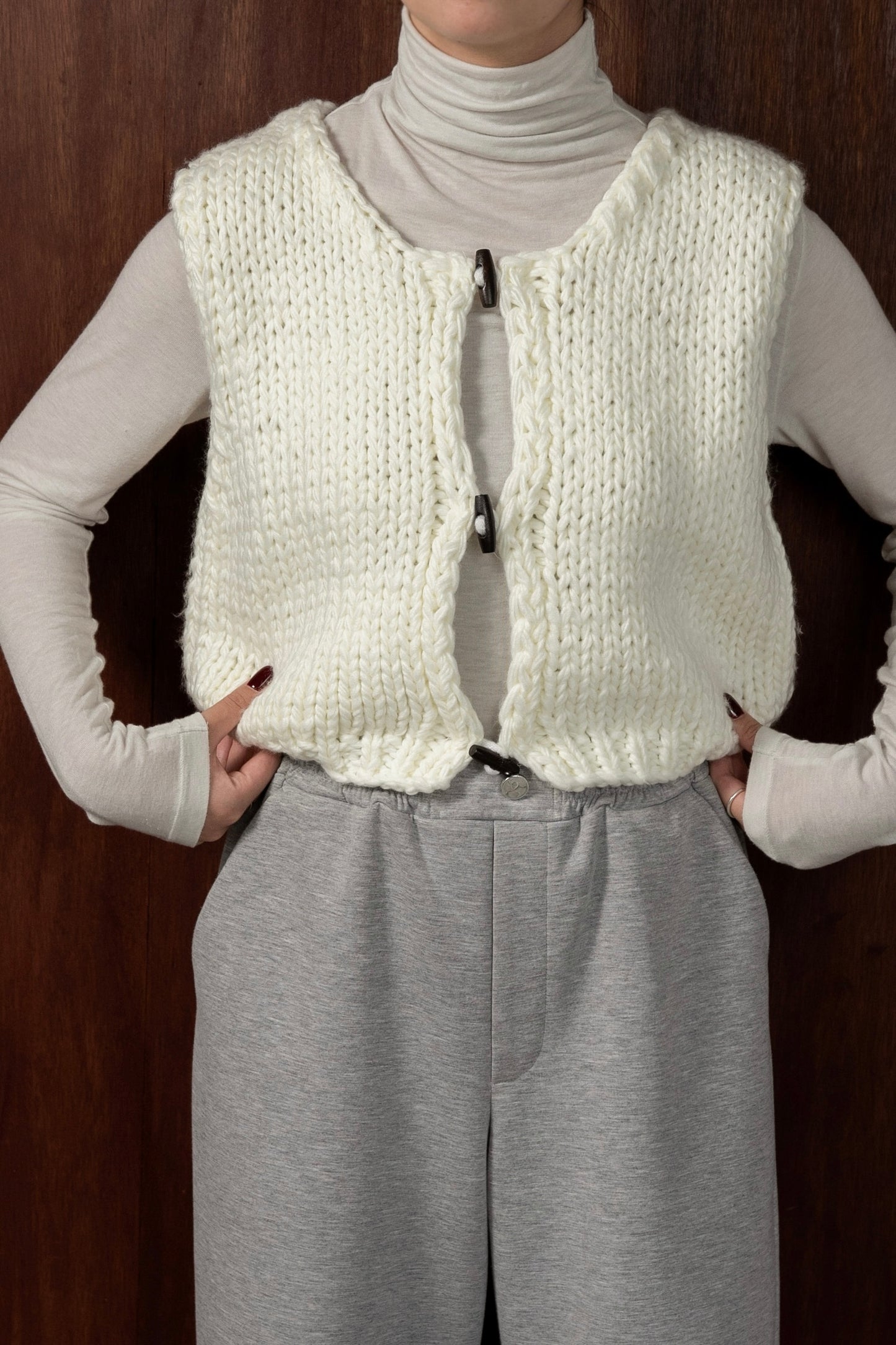 wood button chunky knit vest