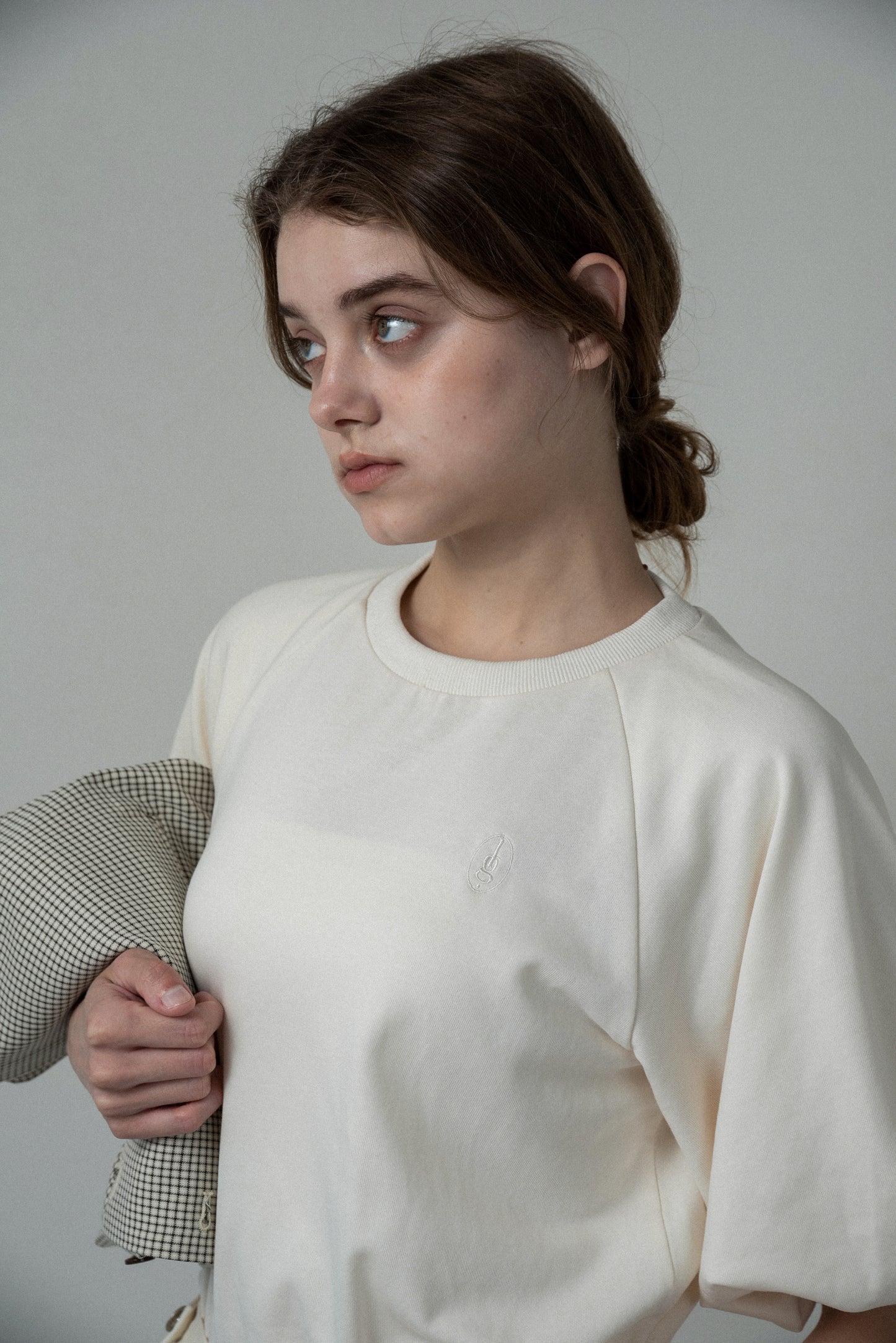 balloon raglan sleeve logo sweat
