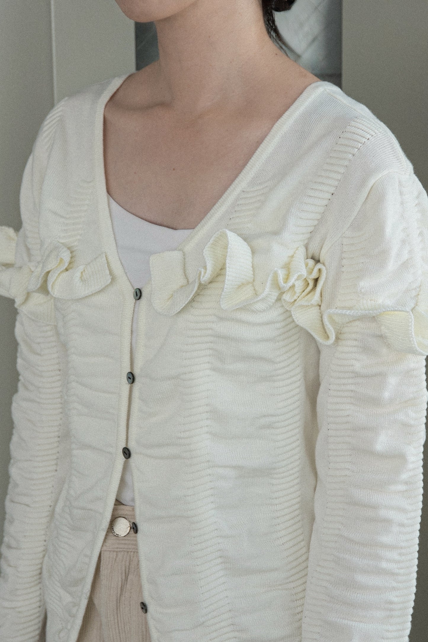 textured ruffle knit cardigan
