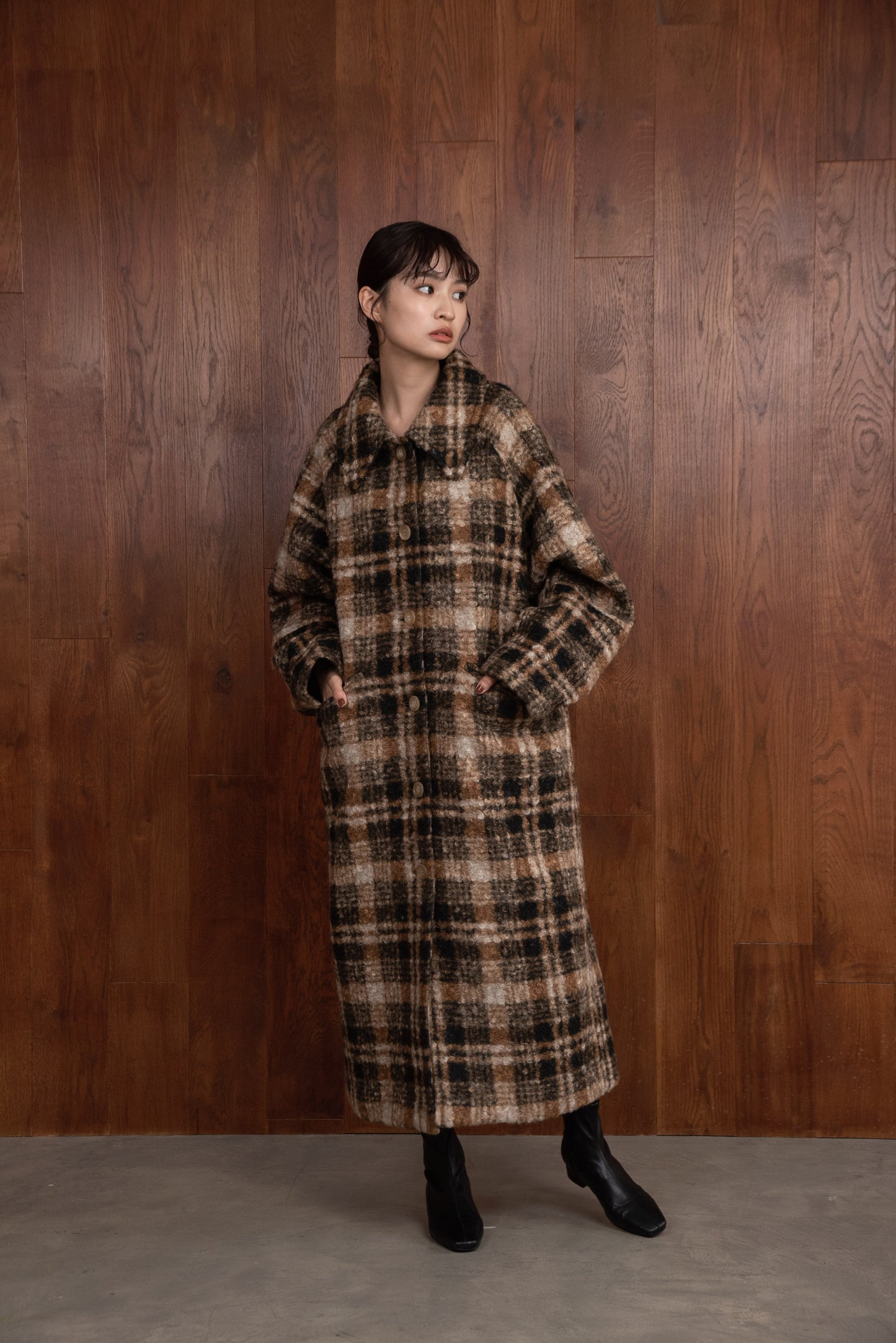 soutien collar shaggy coat