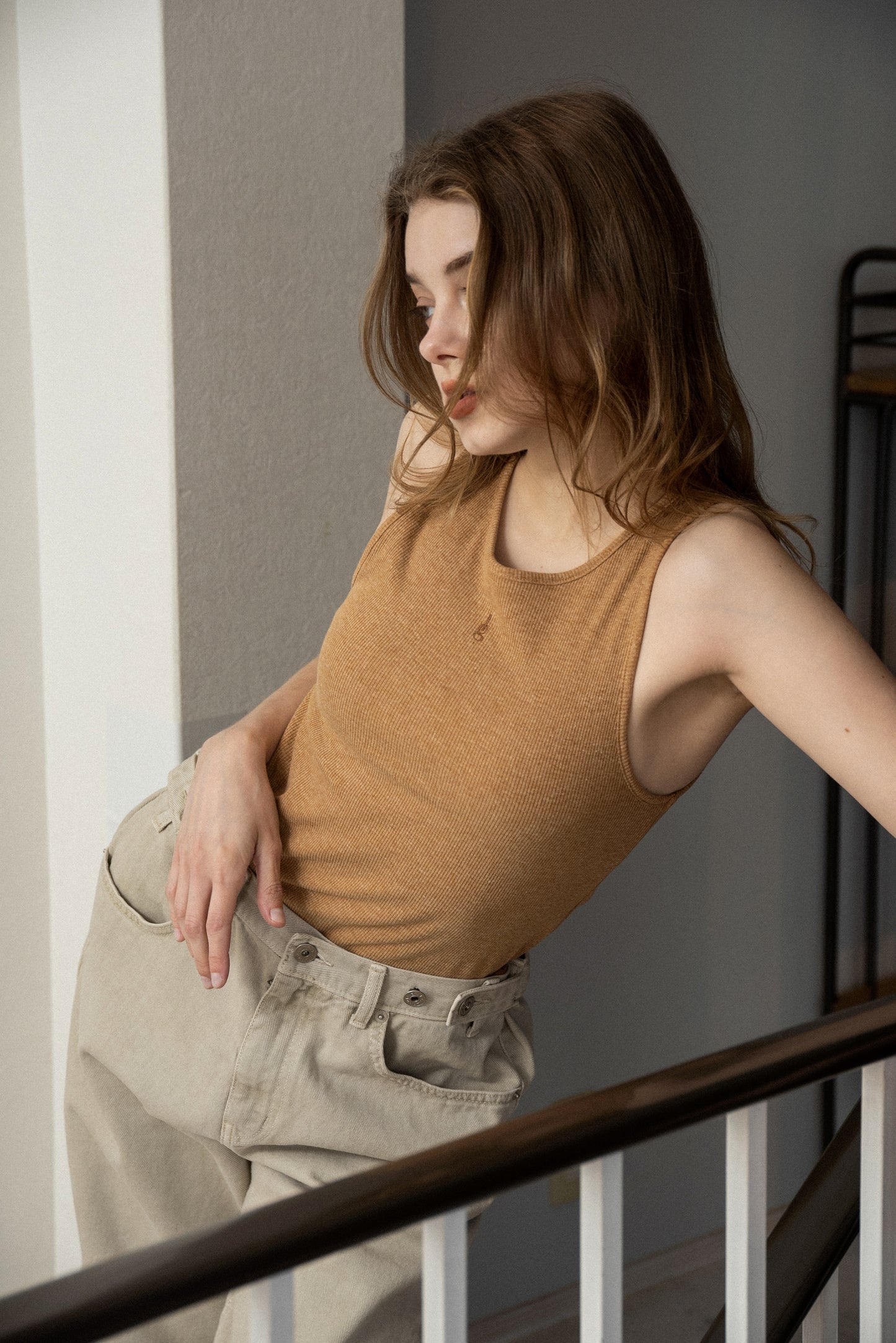embroidery rib tank top