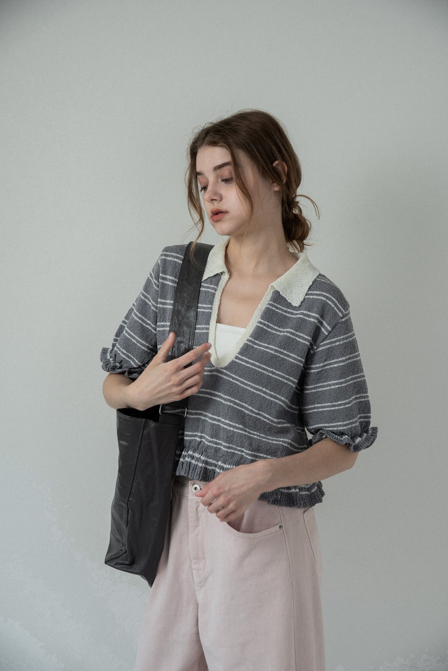 u neck frill border knit tops