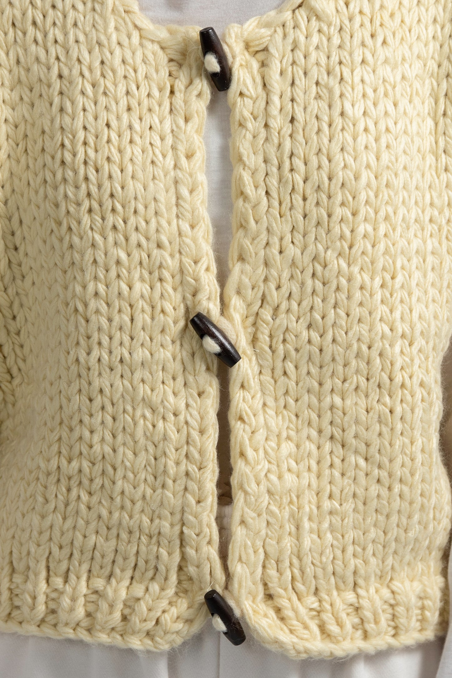 wood button chunky knit vest