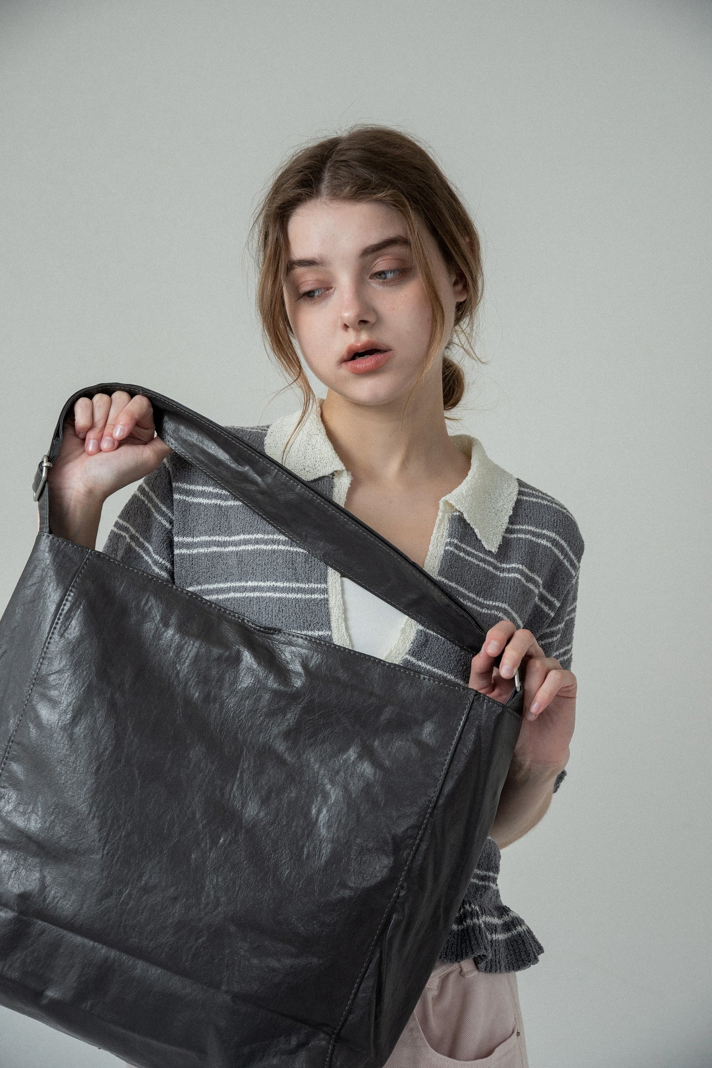 slouchy shoulder tote bag