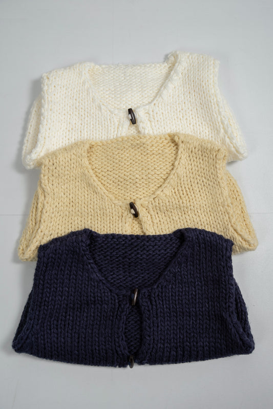 wood button chunky knit vest