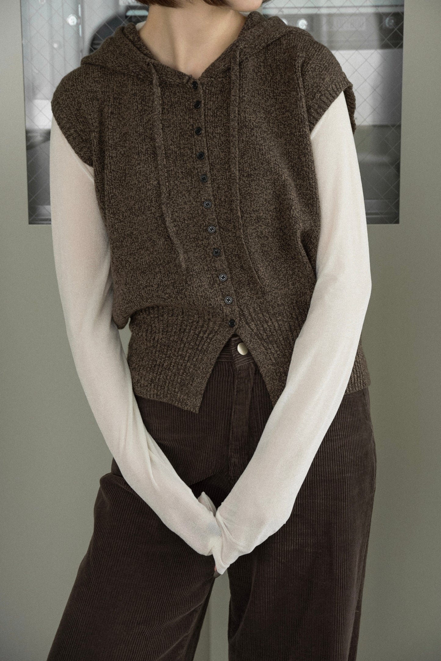 melange yarn string hood knit vest