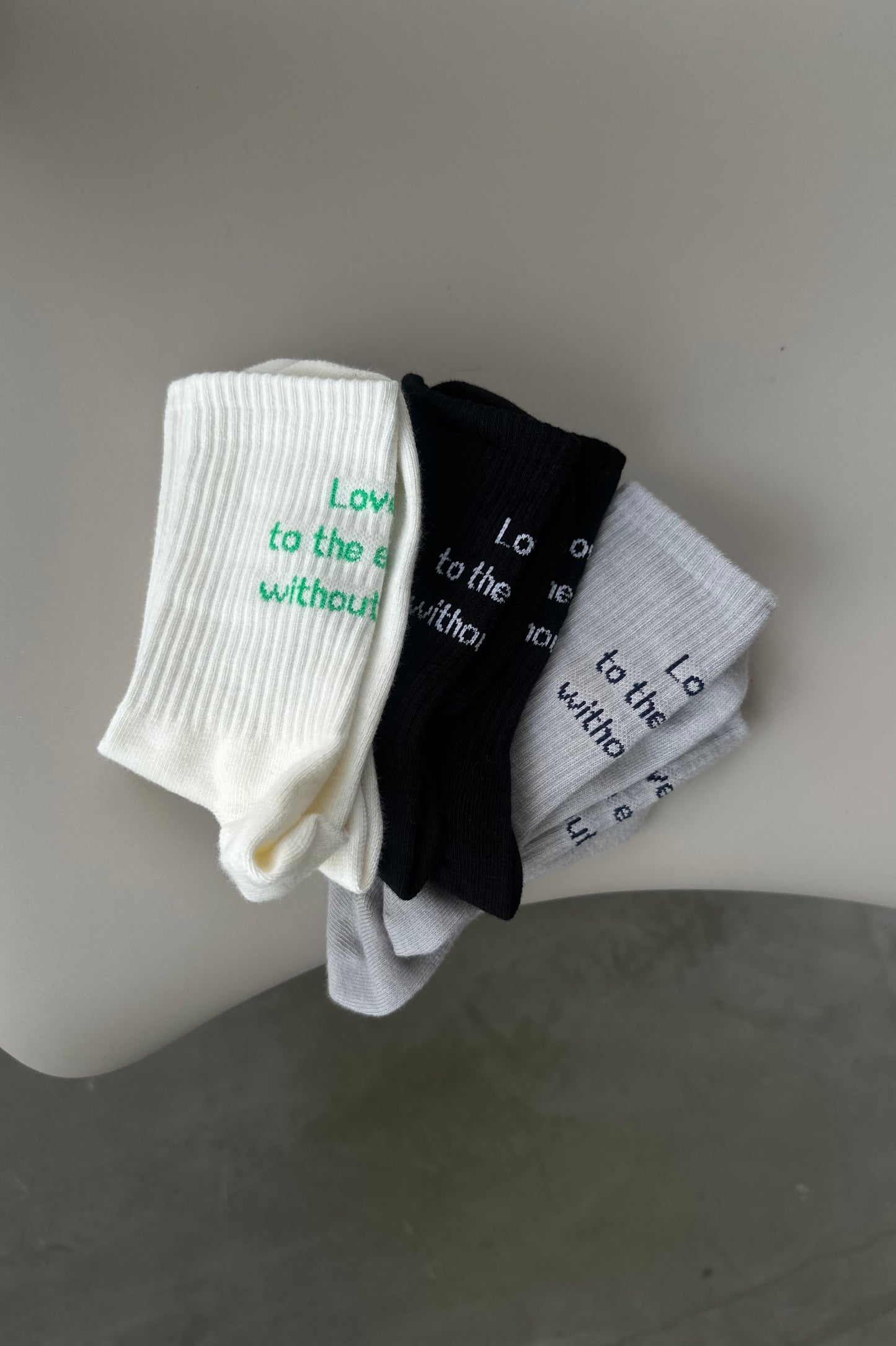 point logo rib socks