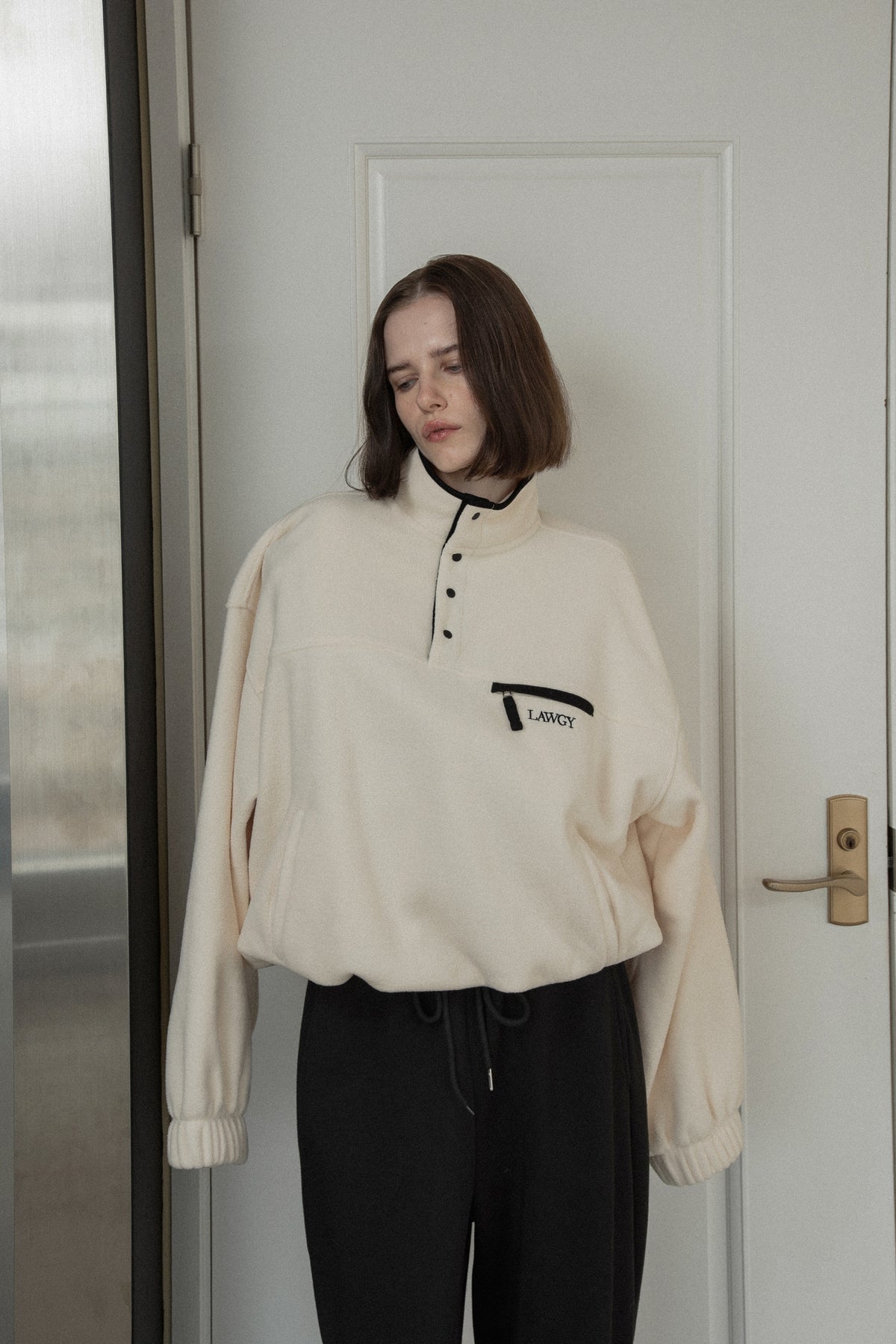 over size embroidery half button fleece