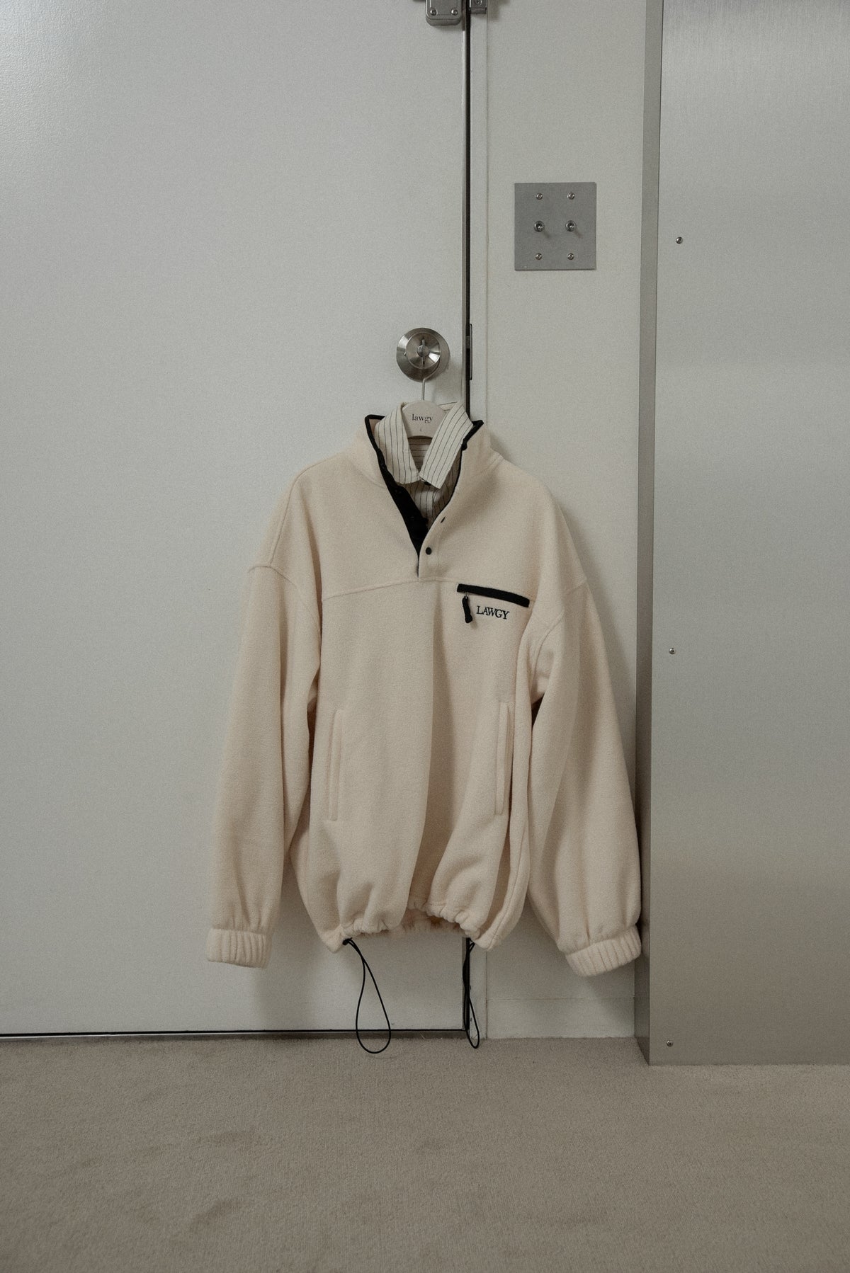 over size embroidery half button fleece
