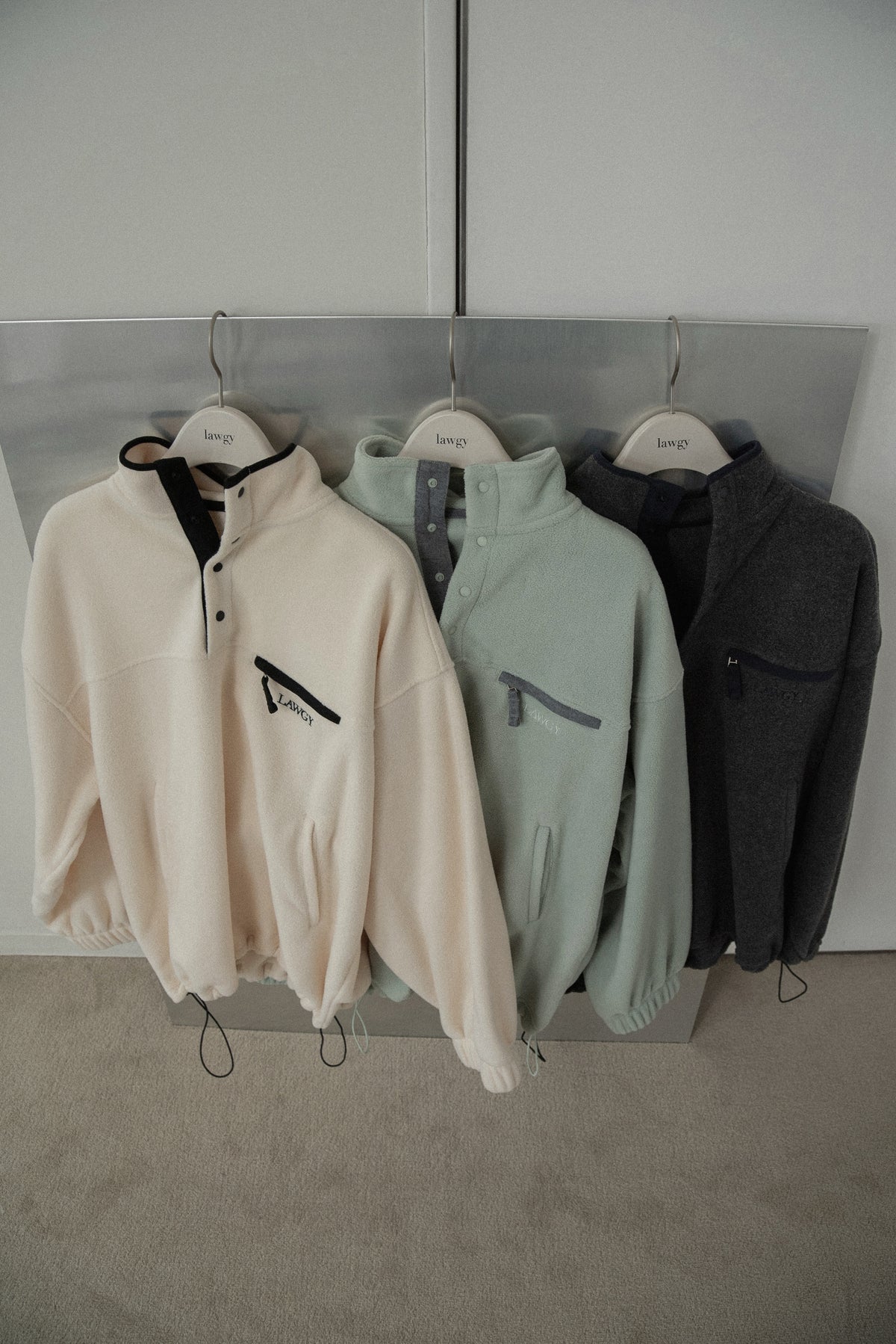 over size embroidery half button fleece