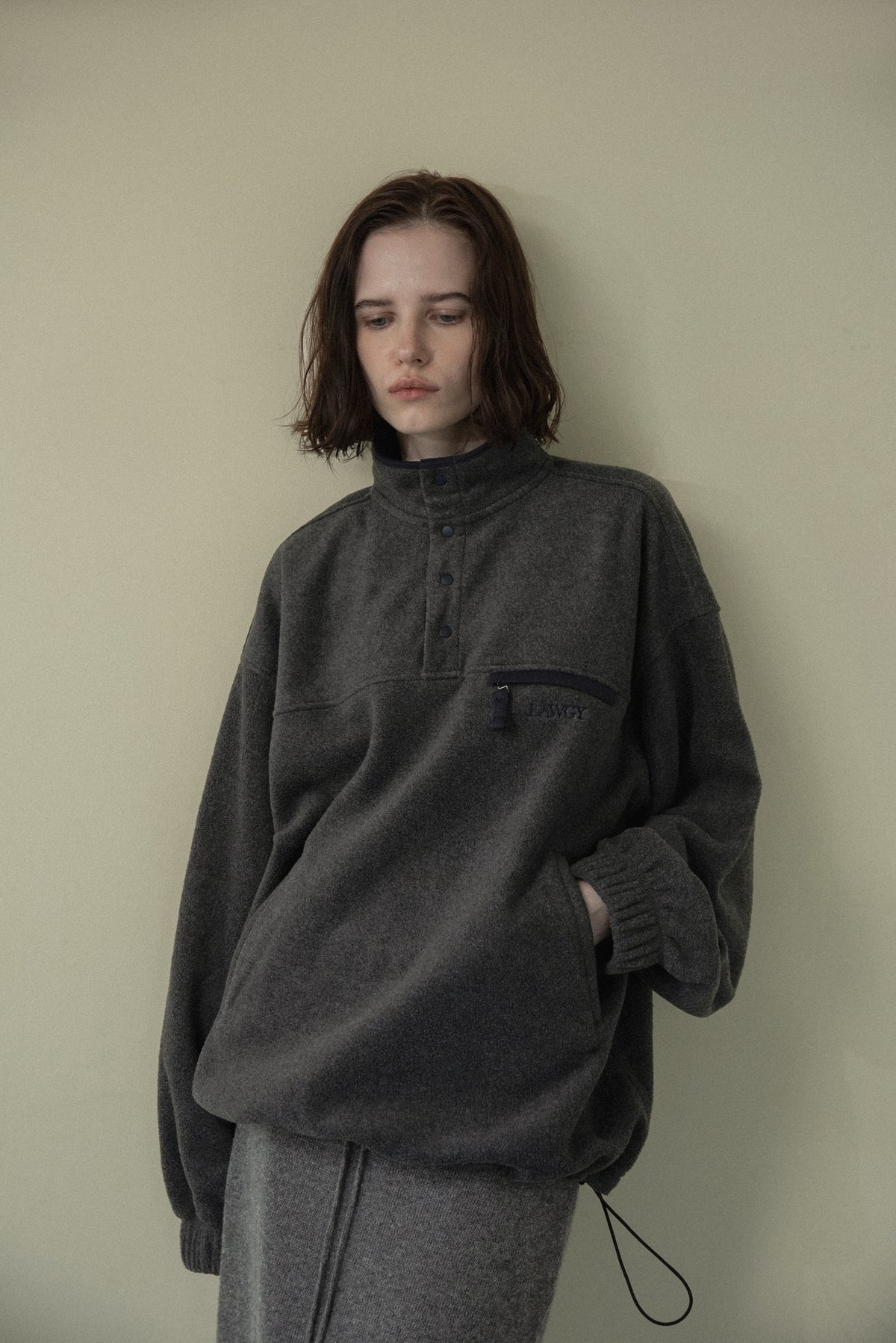 over size embroidery half button fleece