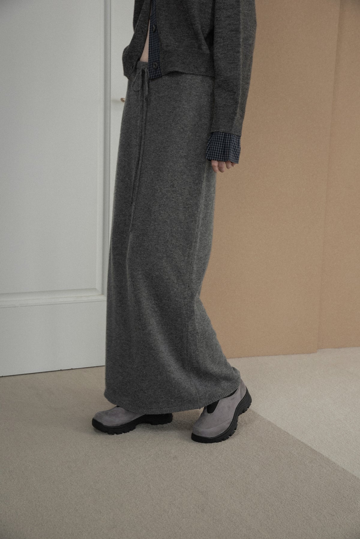 cozy drawstring knit long skirt