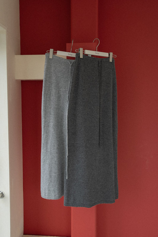 cozy drawstring knit long skirt