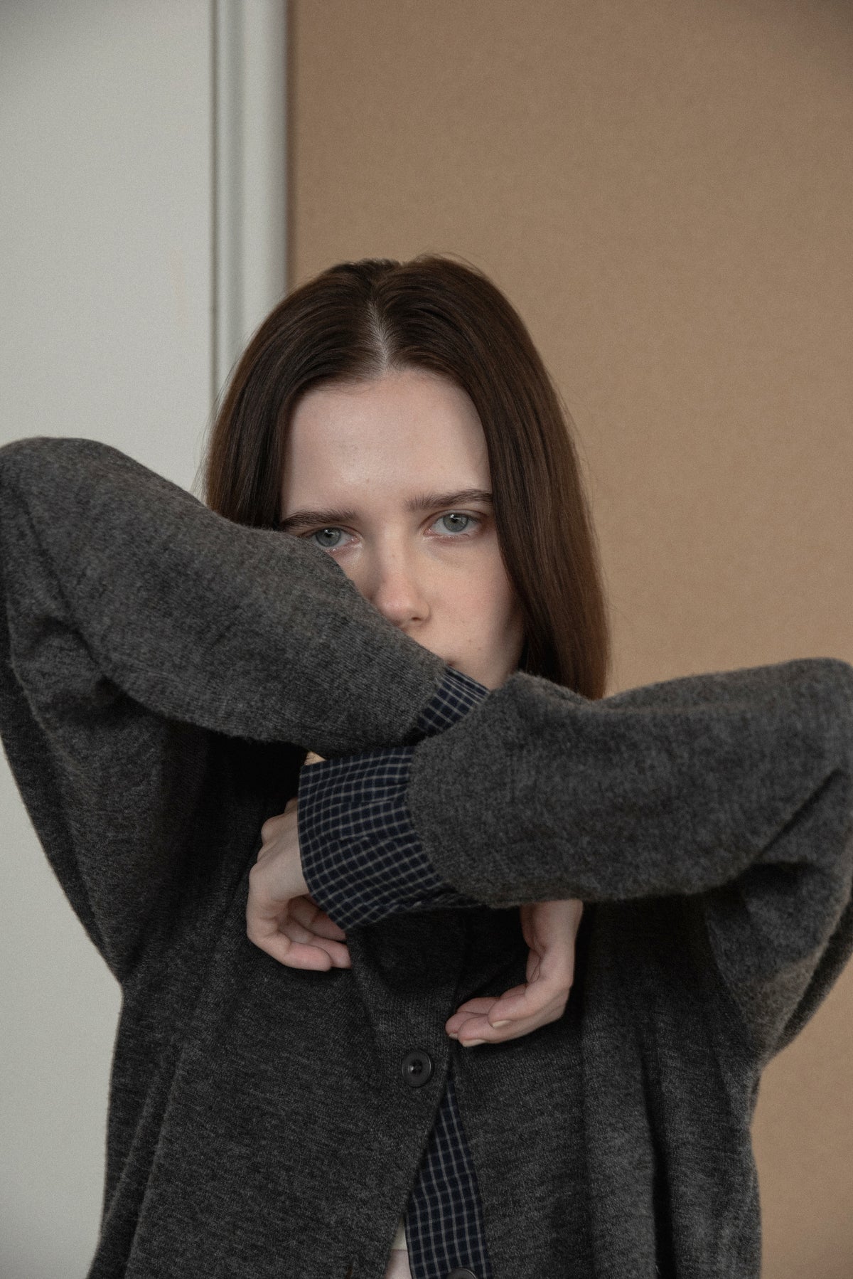 check layer knit cardigan