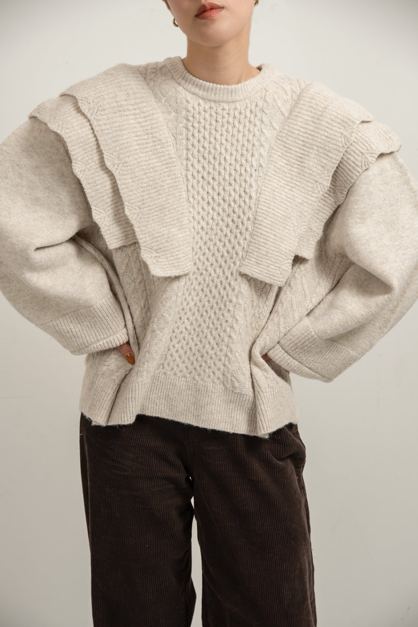 rib frill volume sleeve cable knit