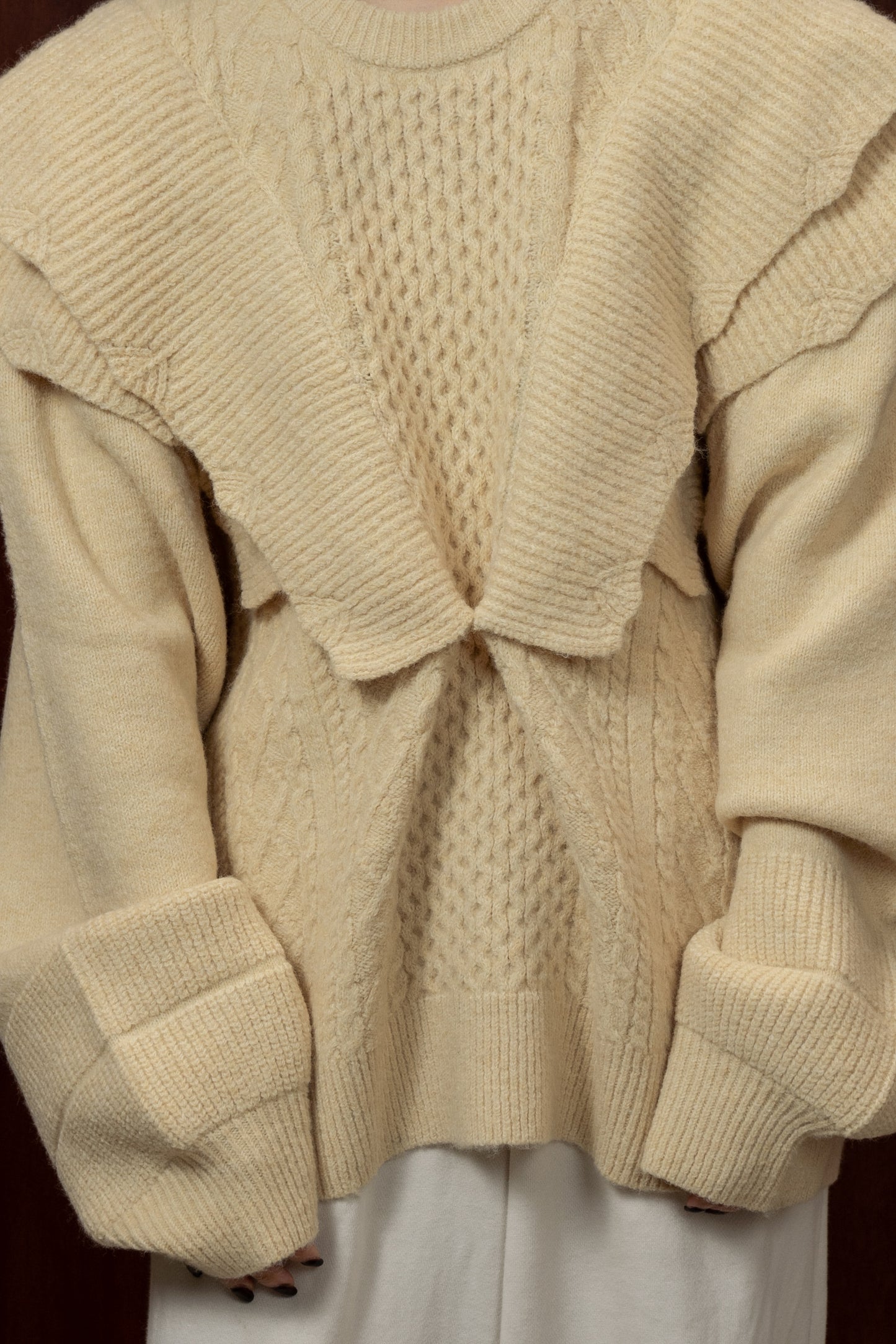 rib frill volume sleeve cable knit