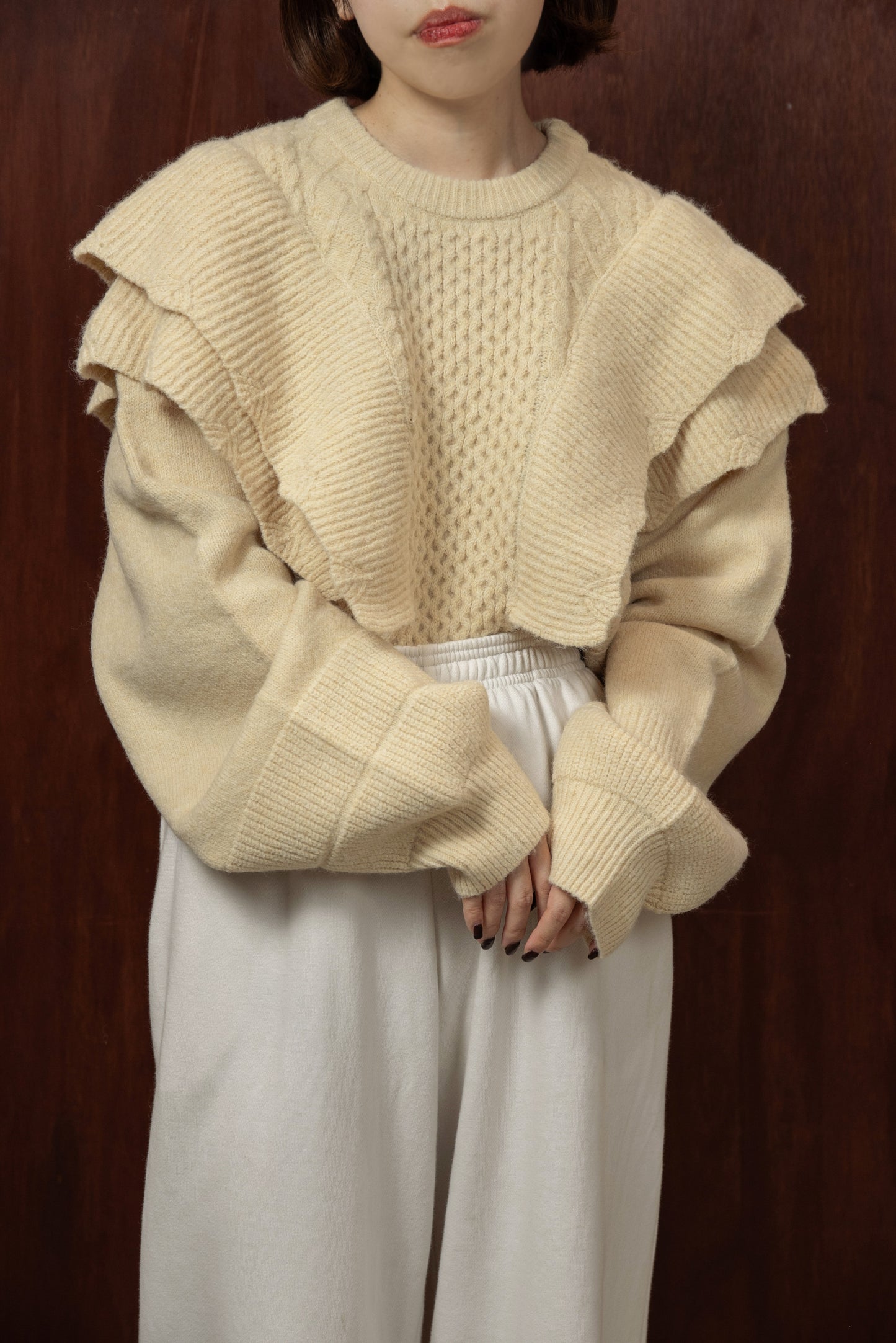 rib frill volume sleeve cable knit