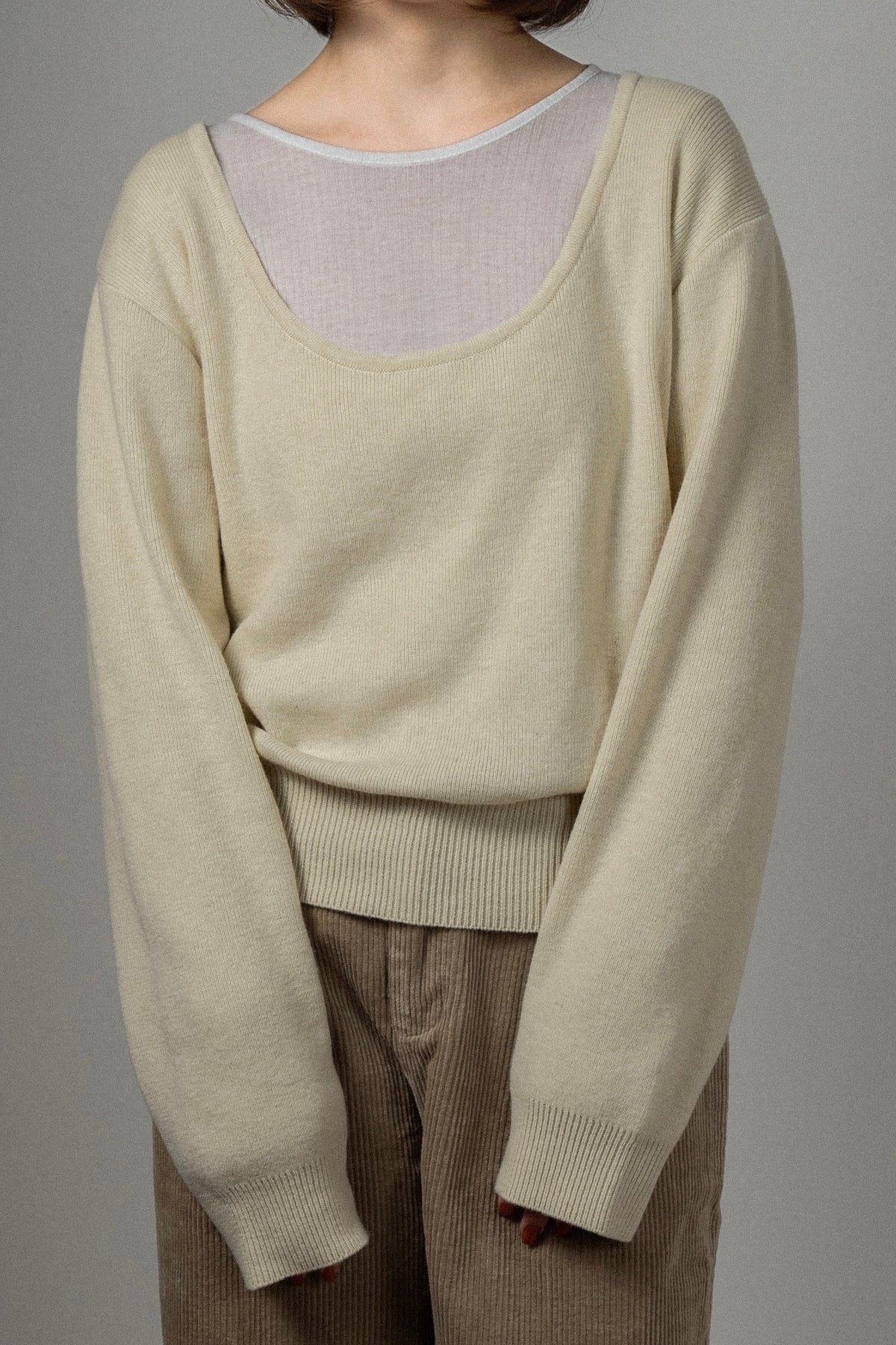open uneckline simple knit tops