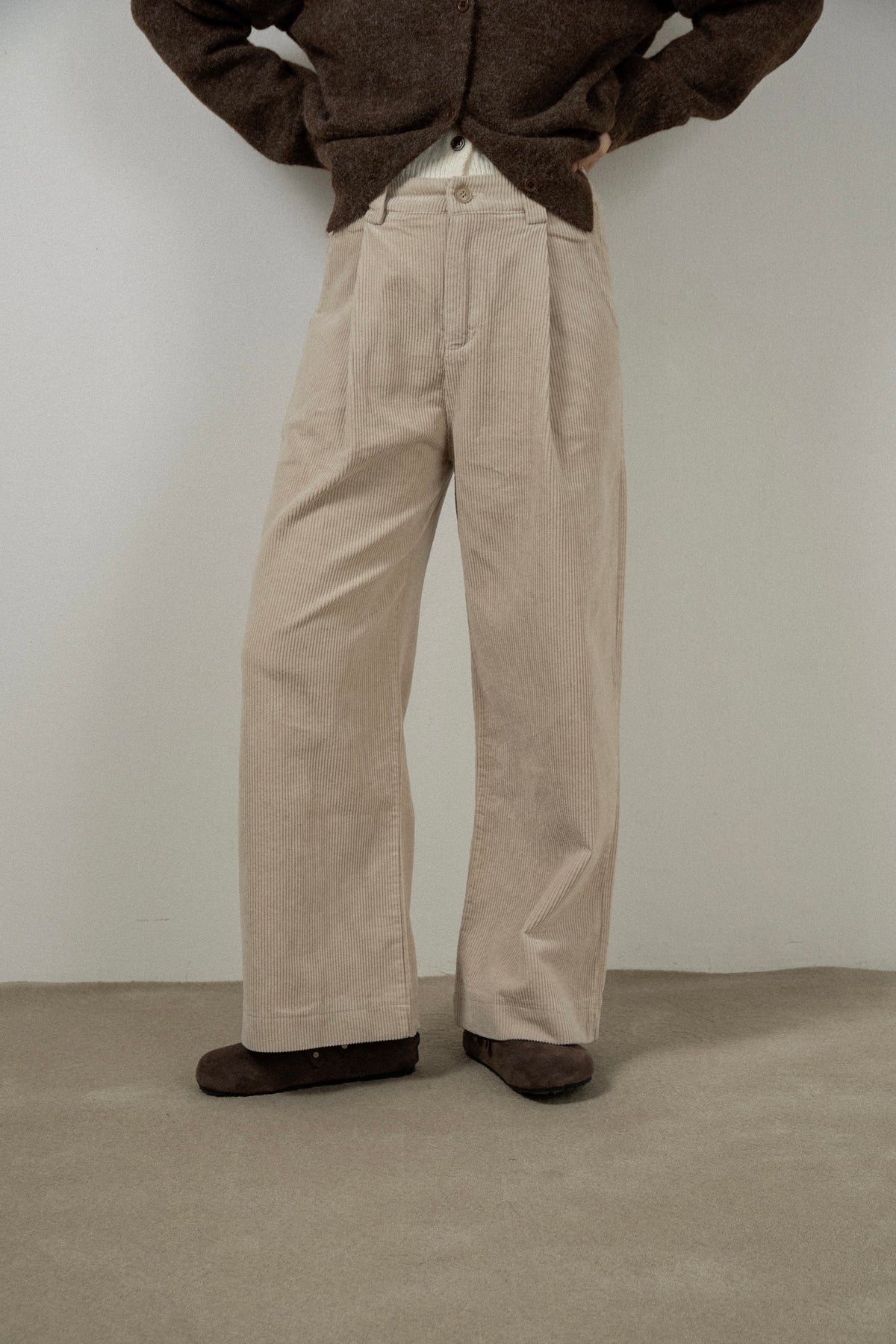 cozy corduroy point button tuck pants