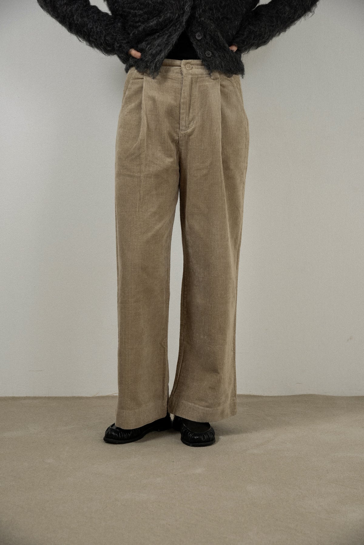 cozy corduroy point button tuck pants