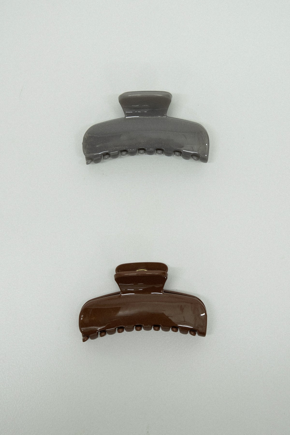 subtle sparkle glossy hair clip