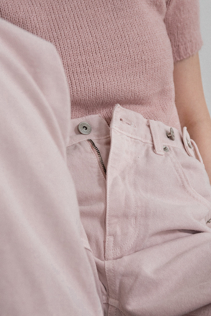 tuck button accent color pants