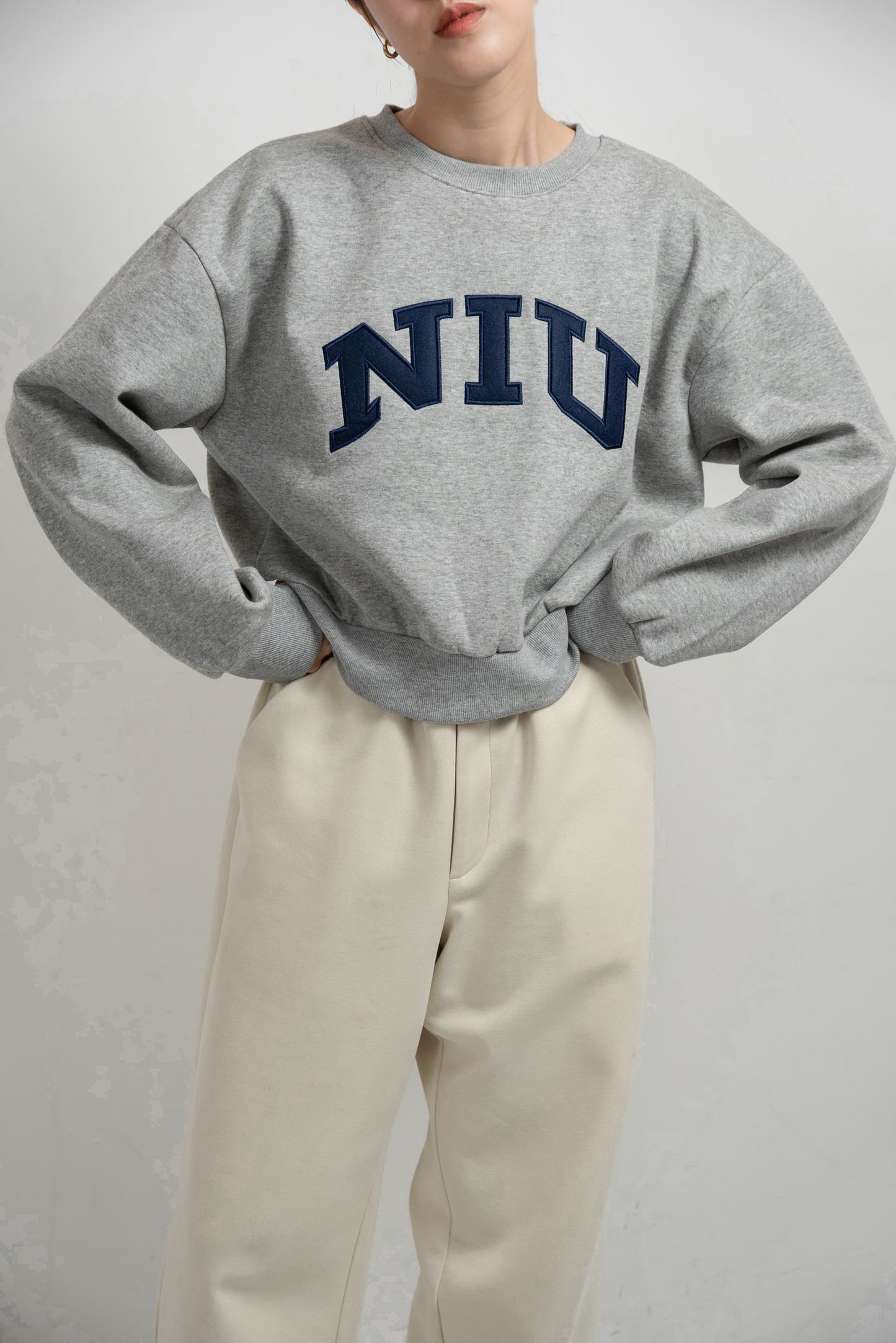 logo point round neck short sweat