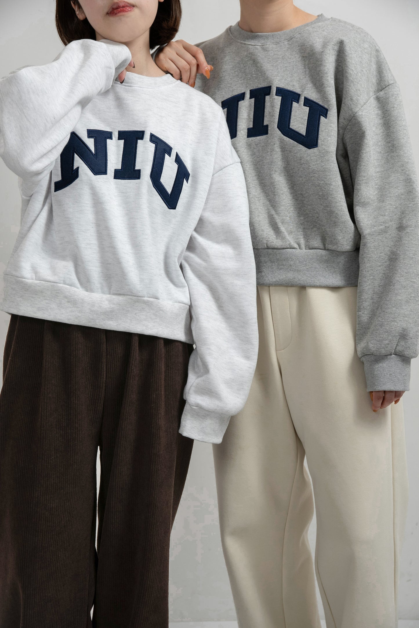 logo point round neck short sweat