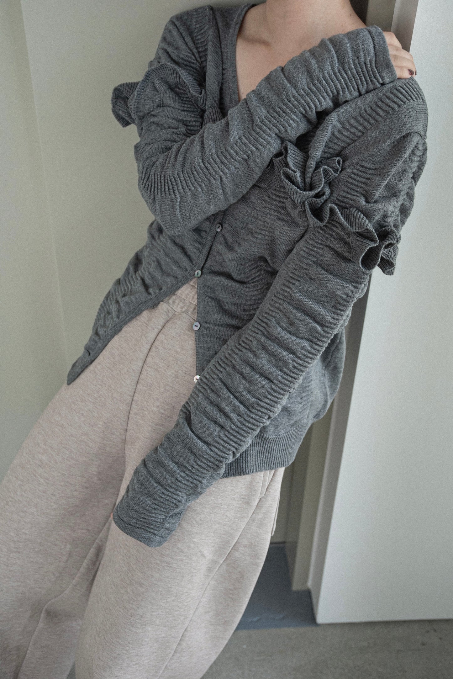 textured ruffle knit cardigan