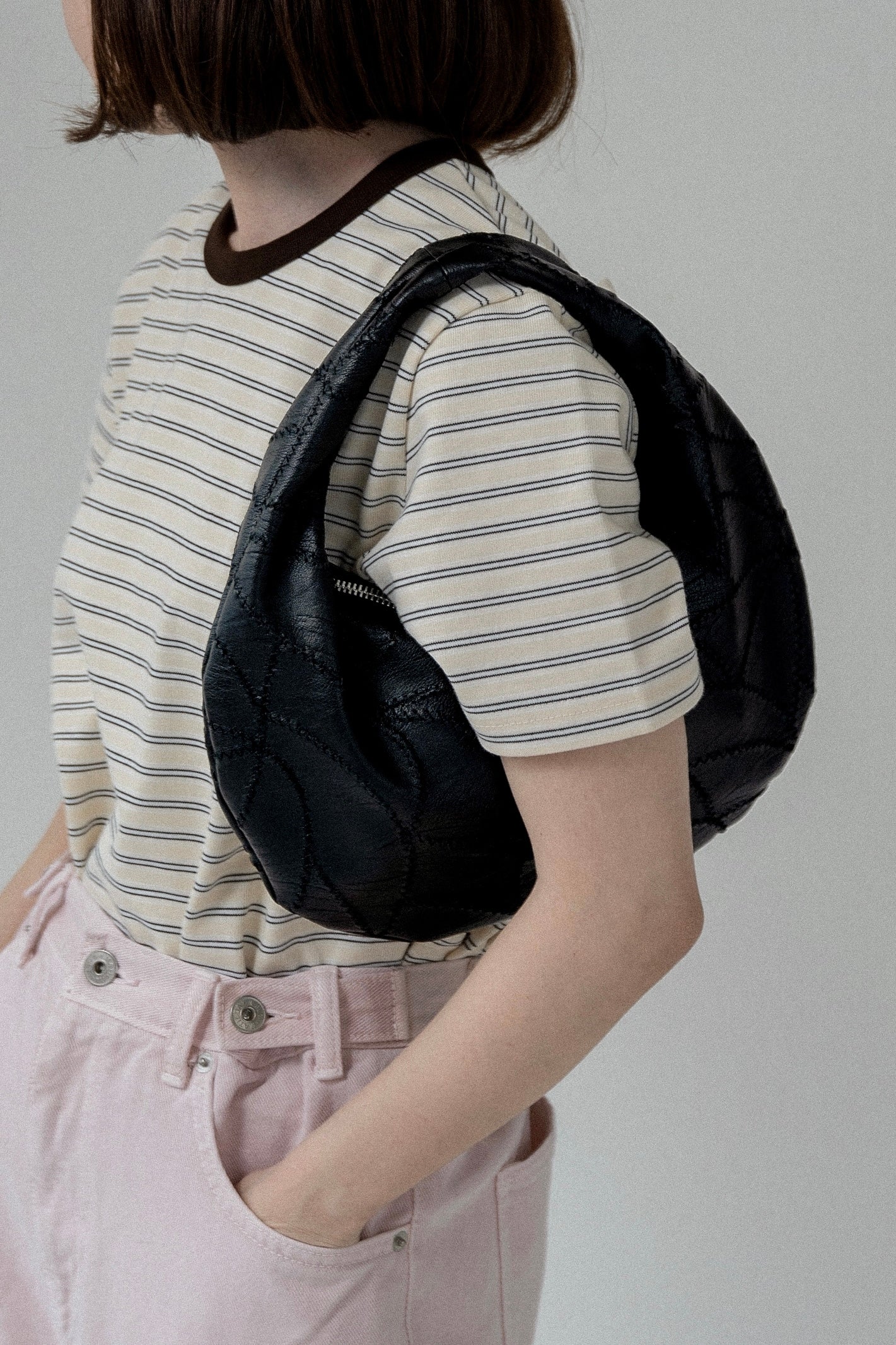 zigzag stitch patchwork oval bag