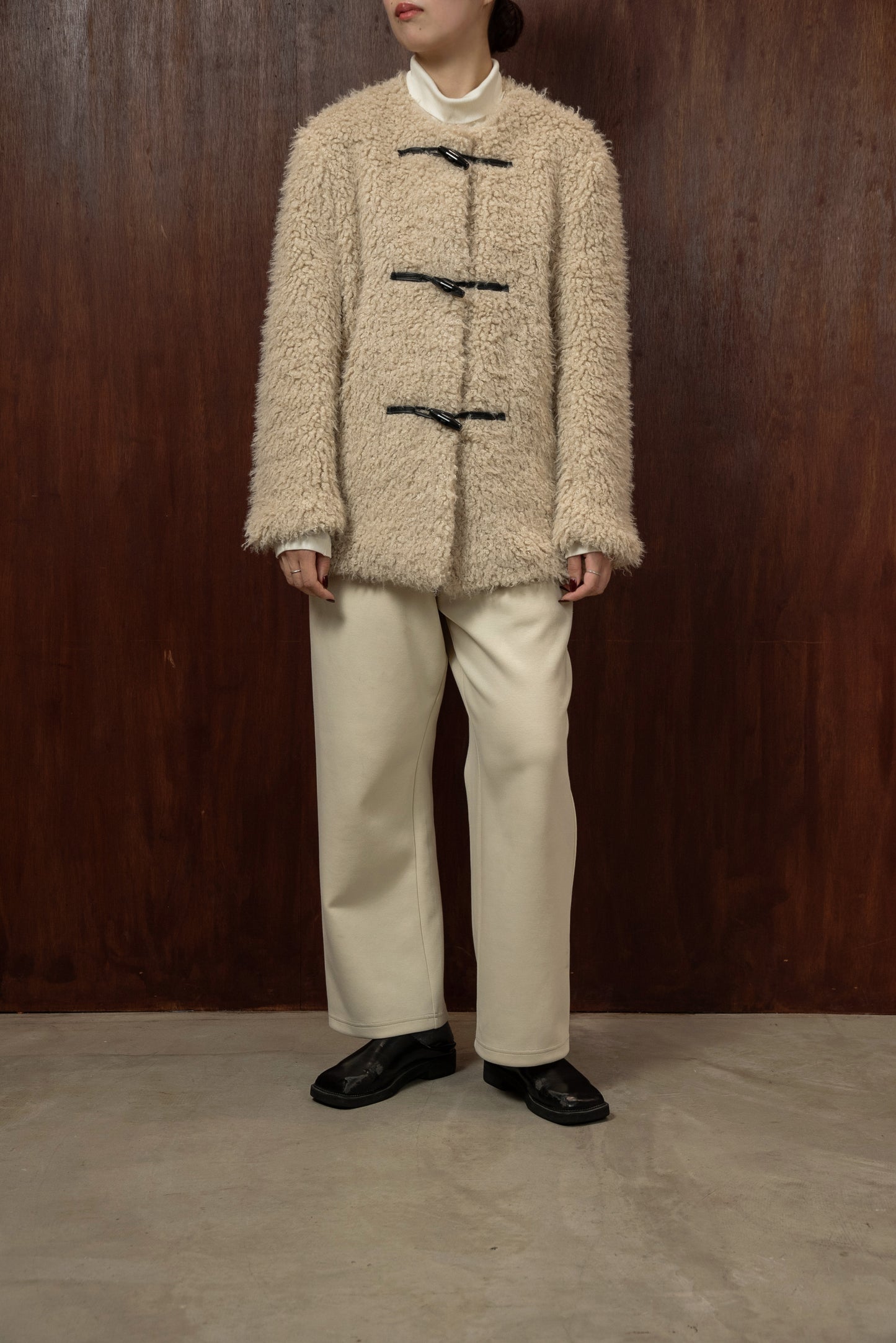 toggle button boa nocollar coat